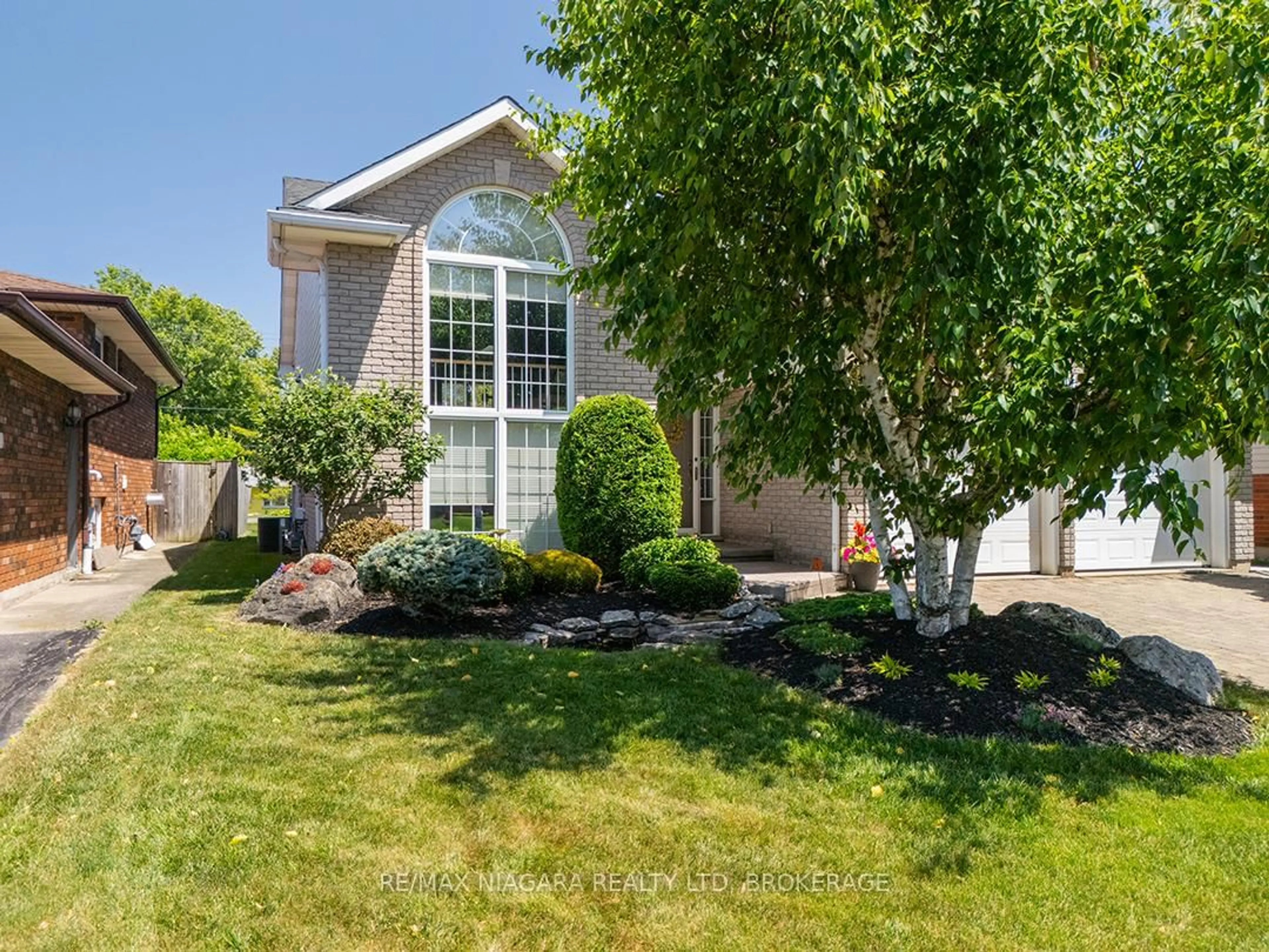 Unknown for 19 Bartok Cres, Port Colborne Ontario L3K 6B5