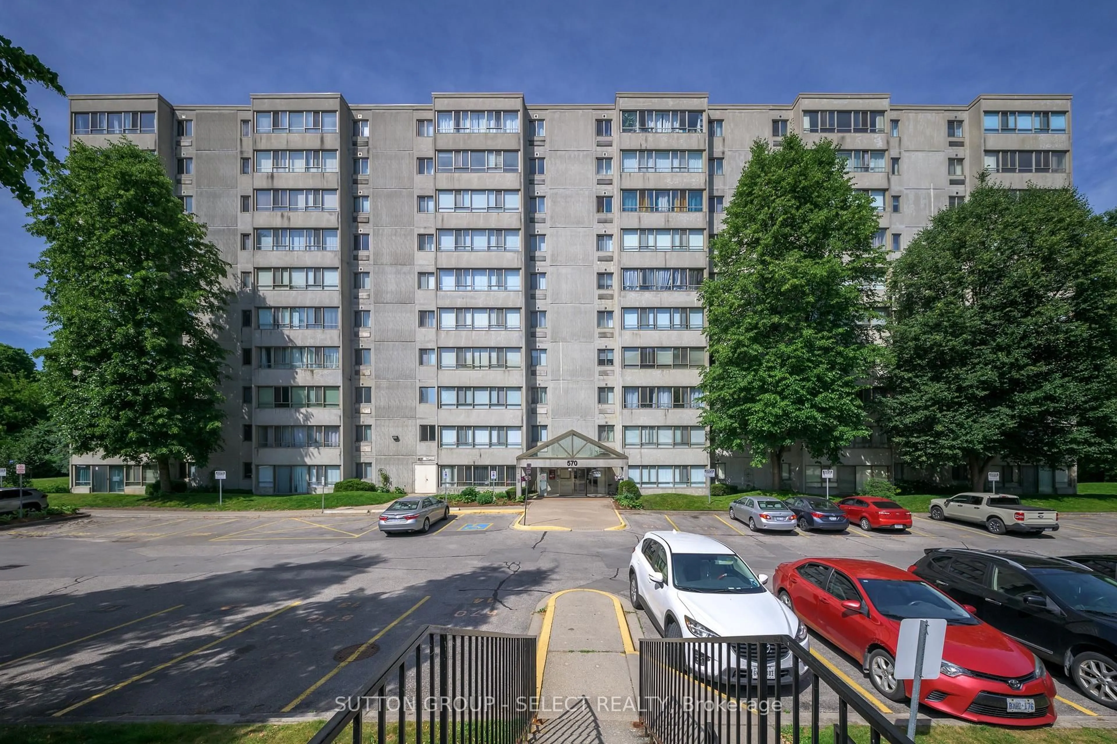 A pic from outside/outdoor area/front of a property/back of a property/a pic from drone, unknown for 570 Proudfoot Lane #604, London North Ontario N6G 4Z1