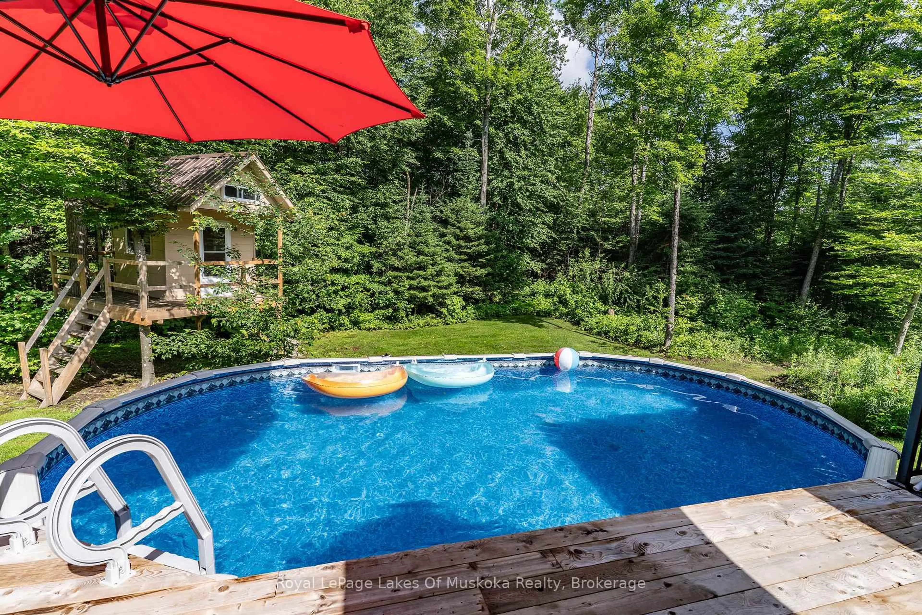 Pool for 1099 Moot Lake Rd, Lake of Bays Ontario P0B 1A0