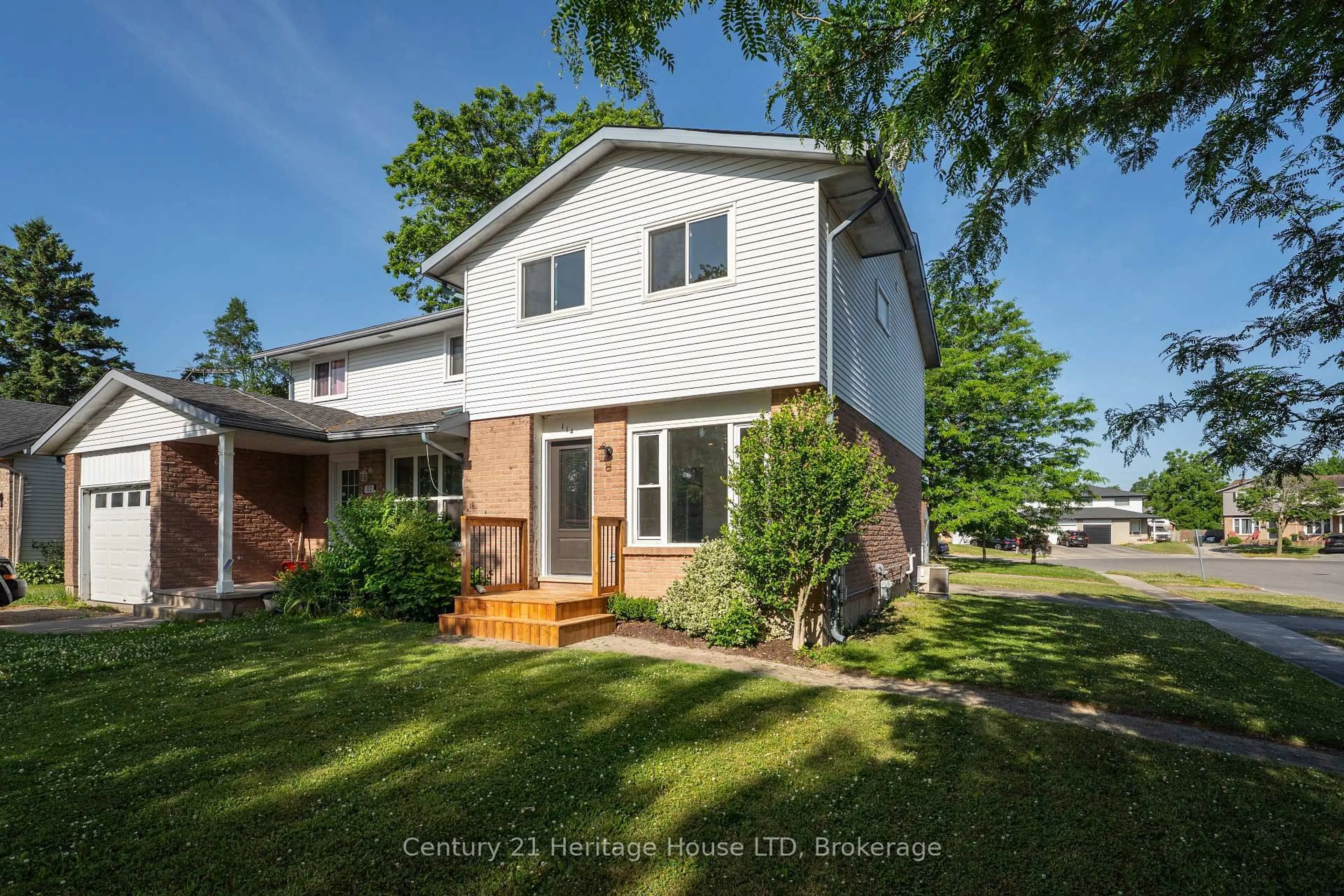 Unknown for 114 NORTHGATE Dr, Welland Ontario L3C 5Y5