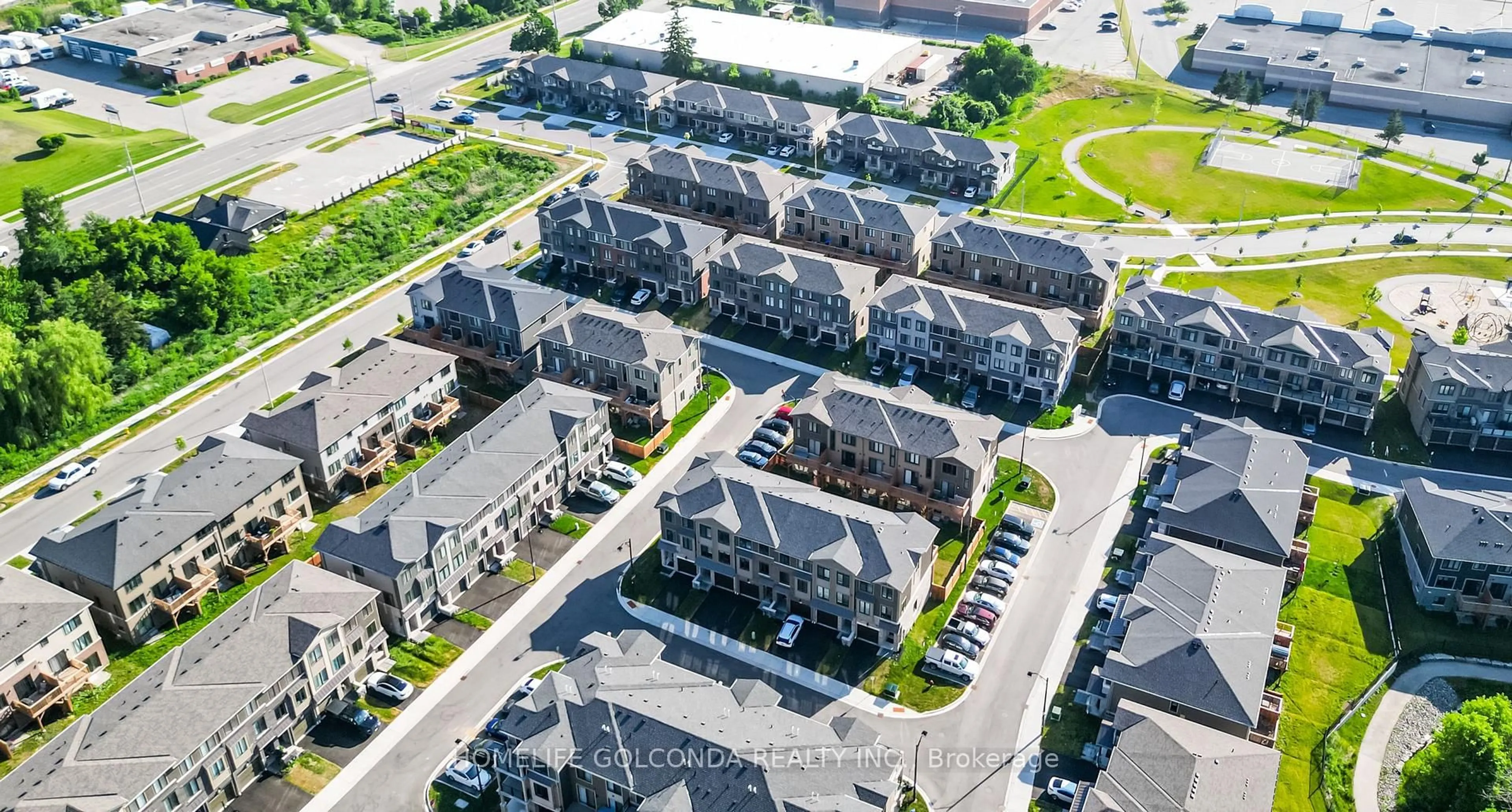 A pic from outside/outdoor area/front of a property/back of a property/a pic from drone, street for 10 Birmingham Dr. 133 Dr, Cambridge Ontario N1R 0C6