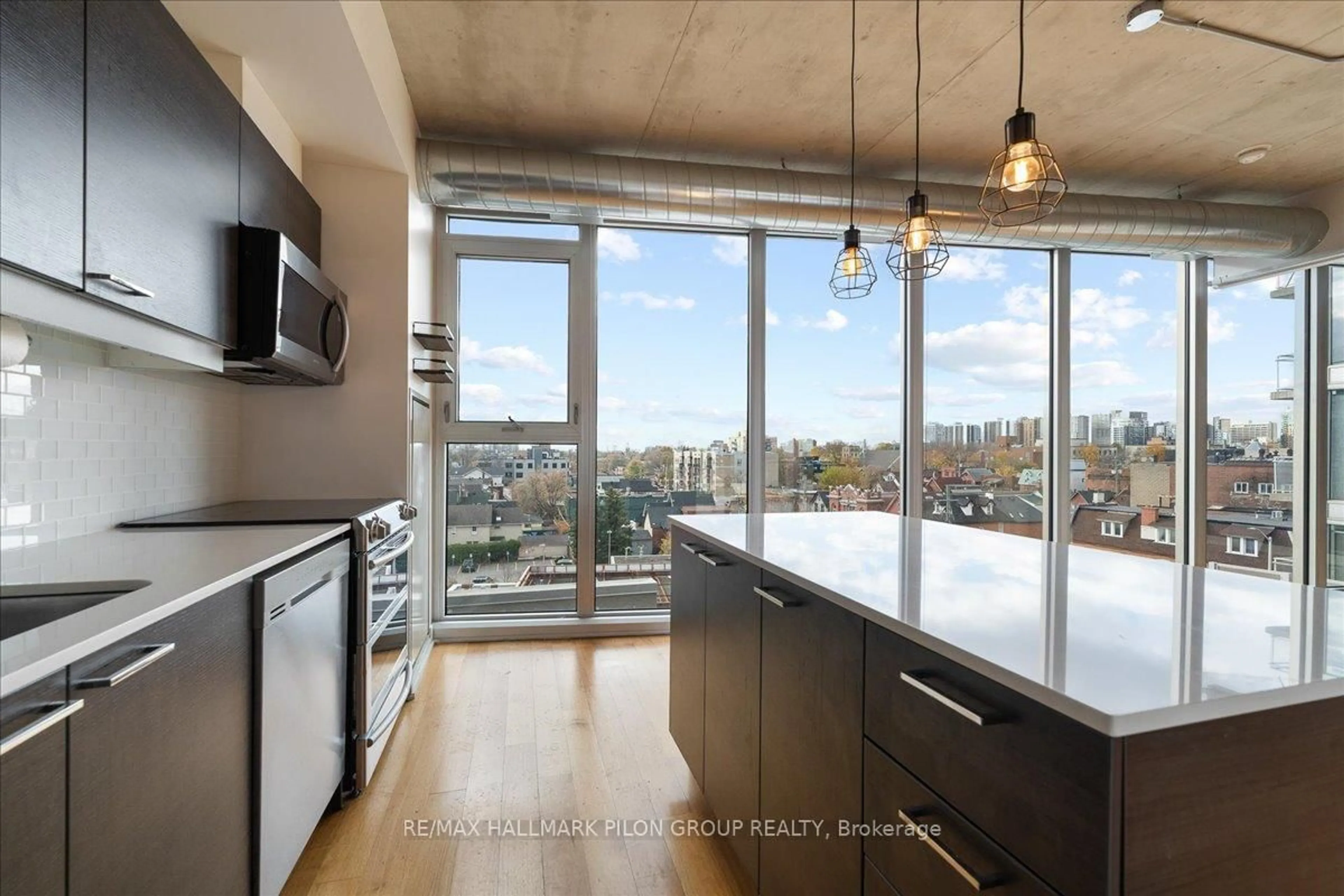 Contemporary kitchen, cement floor for 349 Mcleod St #527, Ottawa Ontario K2P 0S1