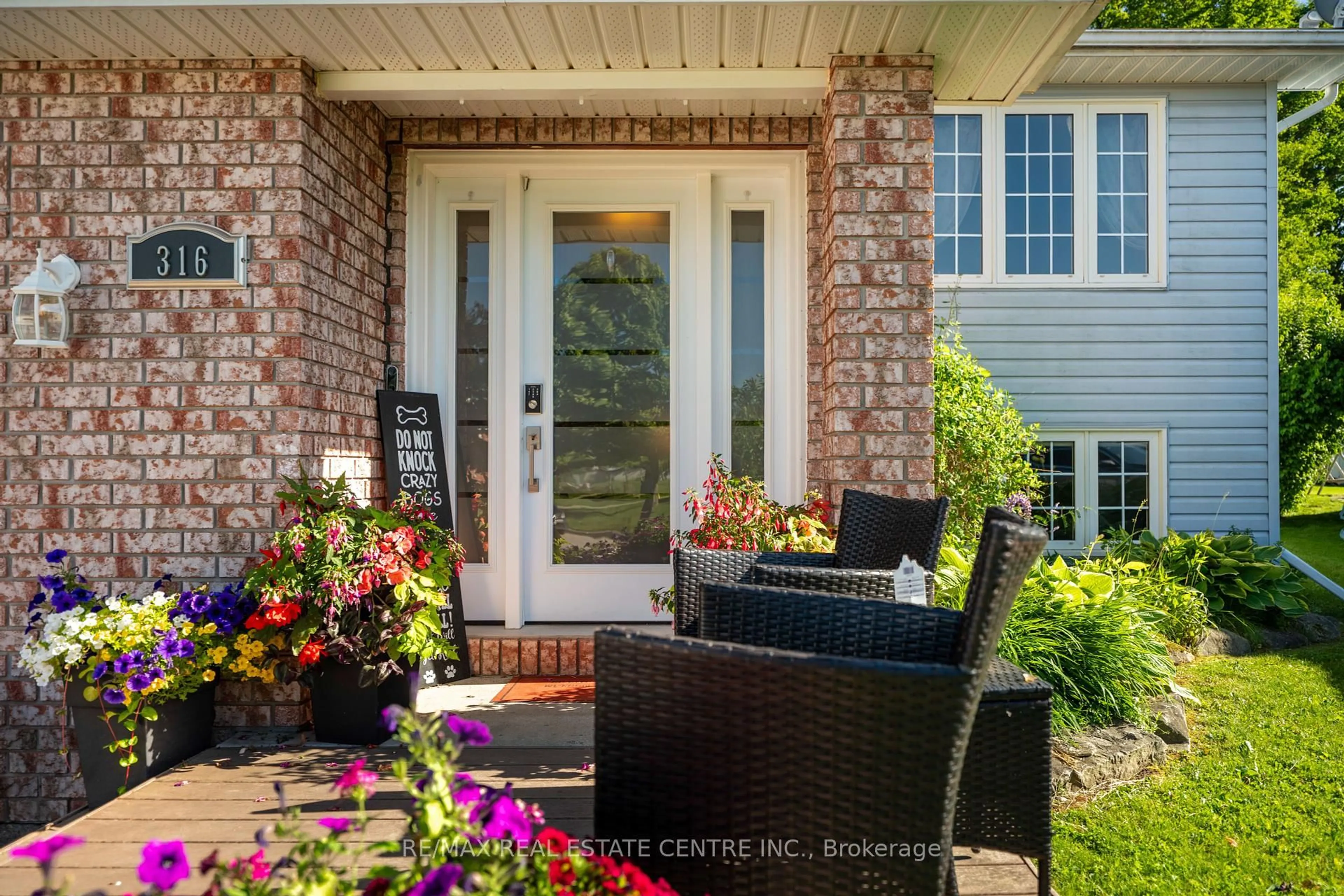 Unknown for 316 Olde Village Crt, Shelburne Ontario L0N 1S2