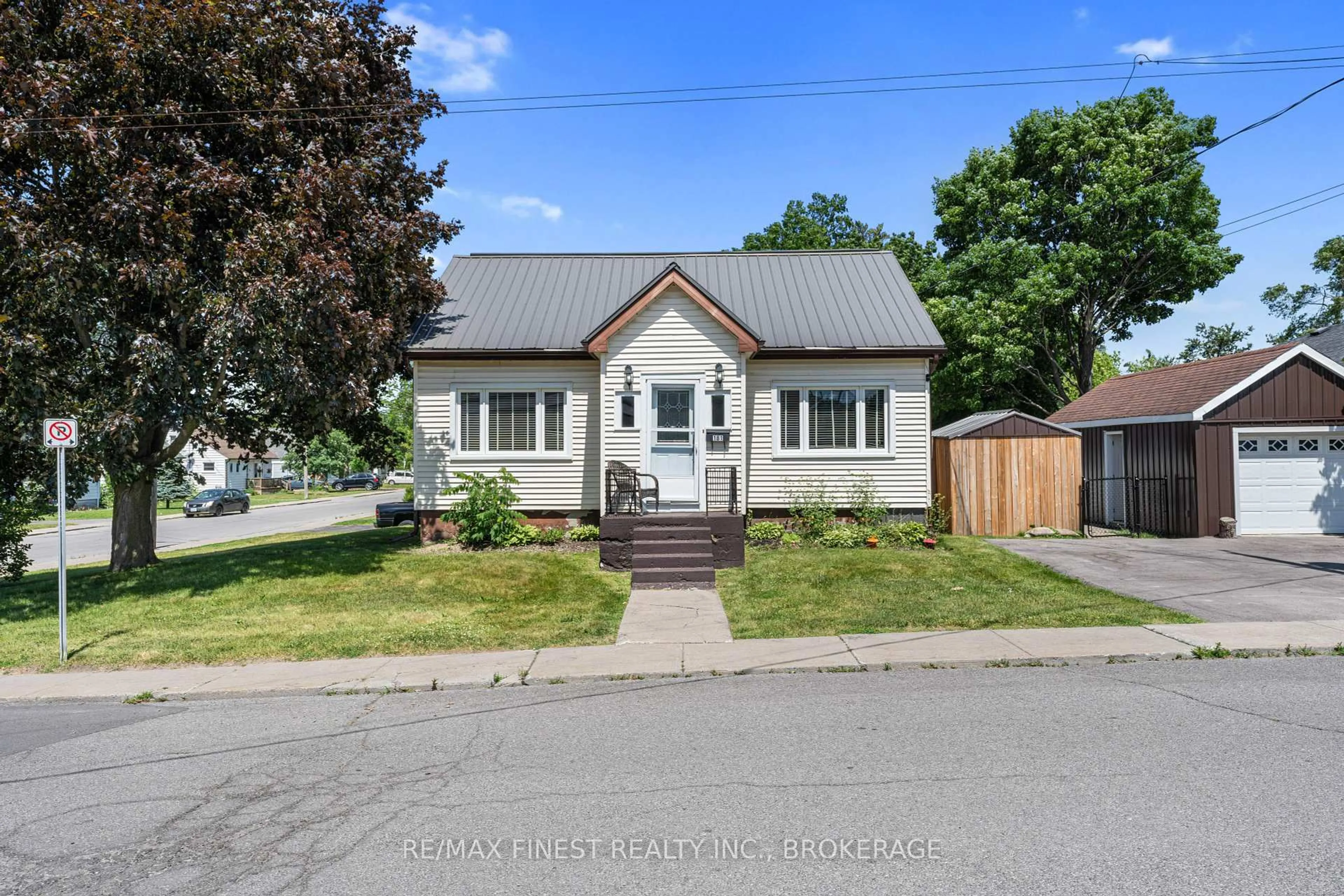 Unknown for 181 York St, Greater Napanee Ontario K7R 2Y8