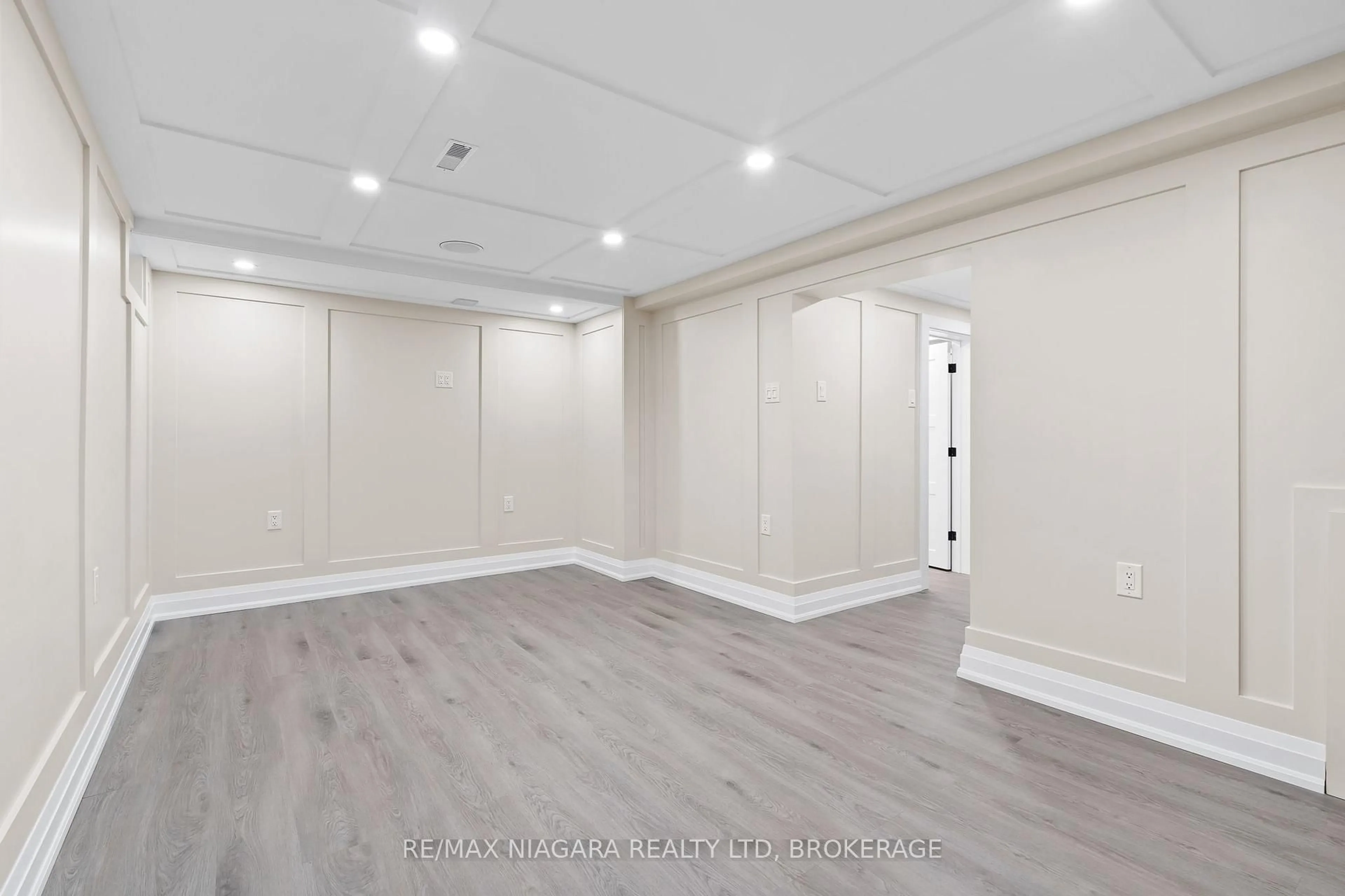 A pic of a room for 131 Chapel Hill Cres, Welland Ontario L3C 6G8
