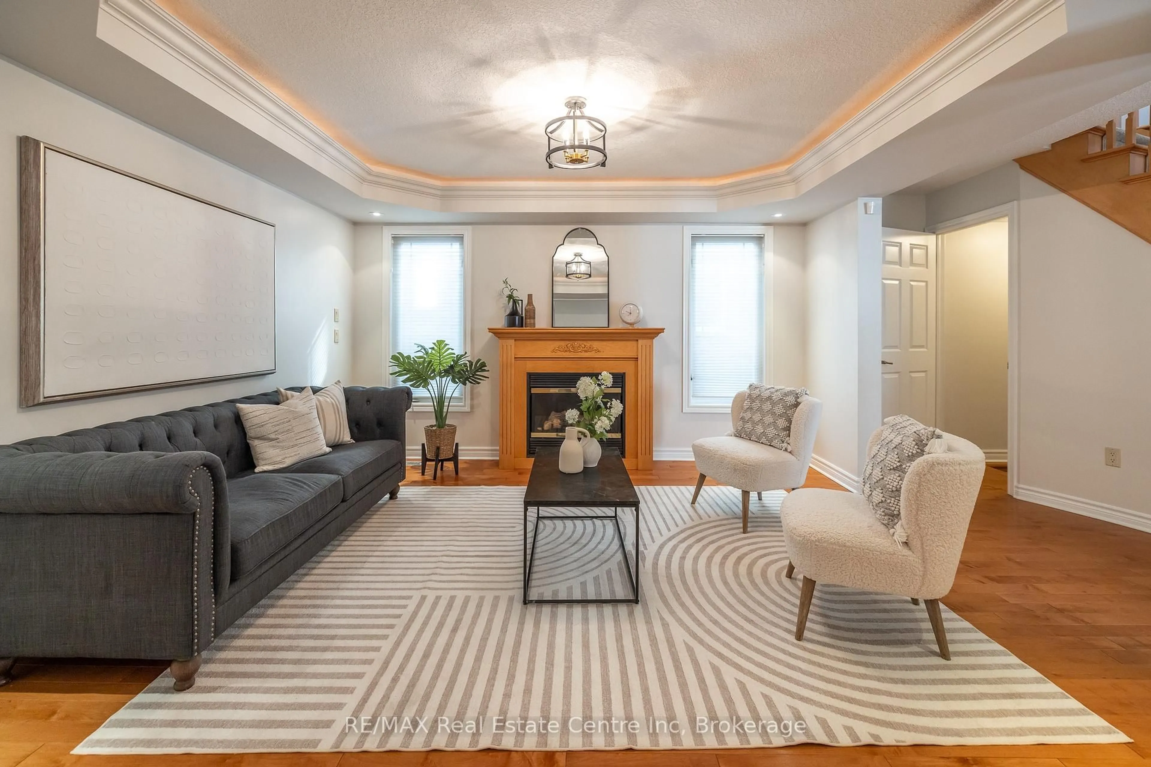 Living room with furniture, unknown for 78 Mcarthur Dr, Guelph Ontario N1L 1S5