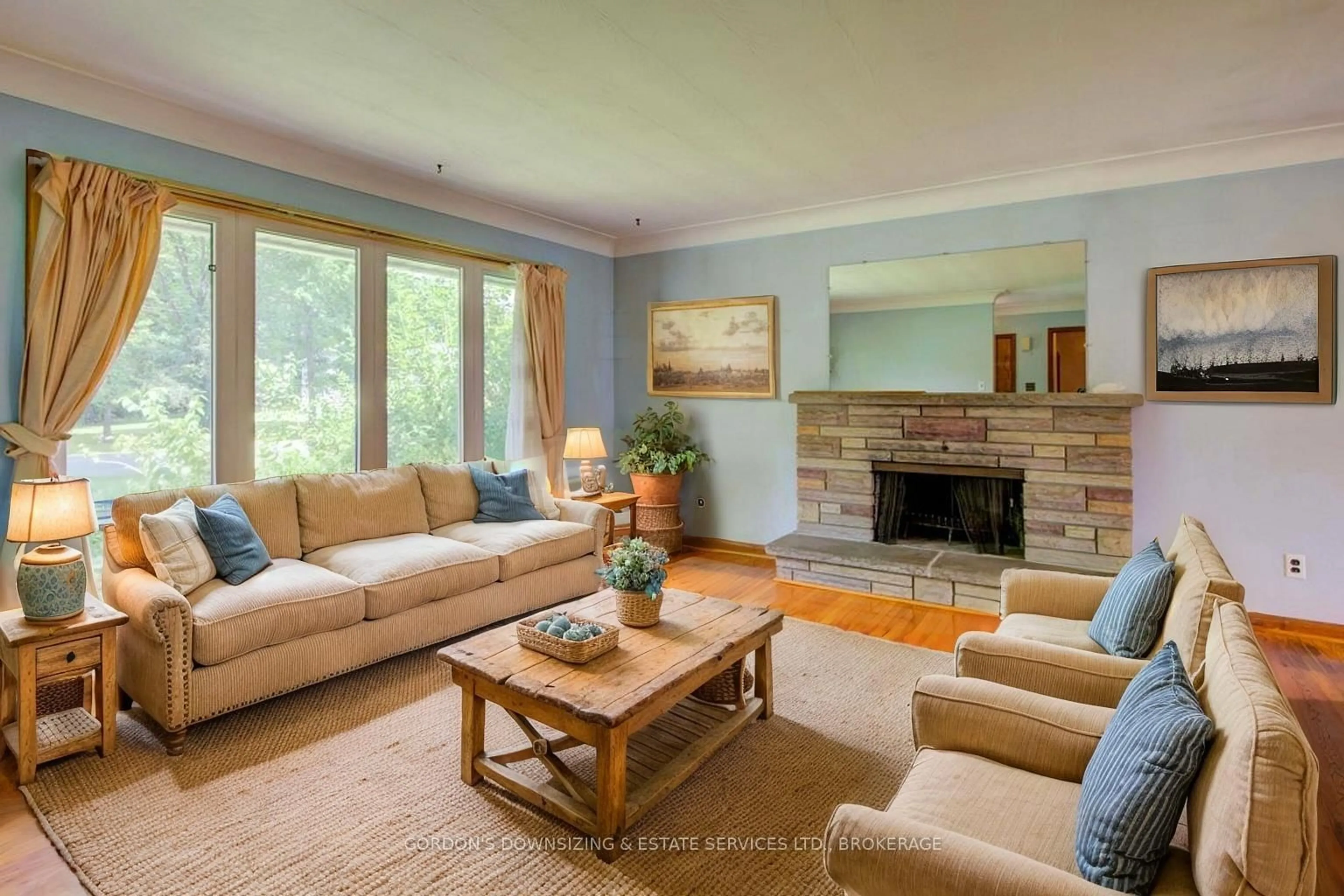 Living room with furniture, unknown for 3375 Orser Rd, Mcdonalds Corners Ontario K0H 1M0