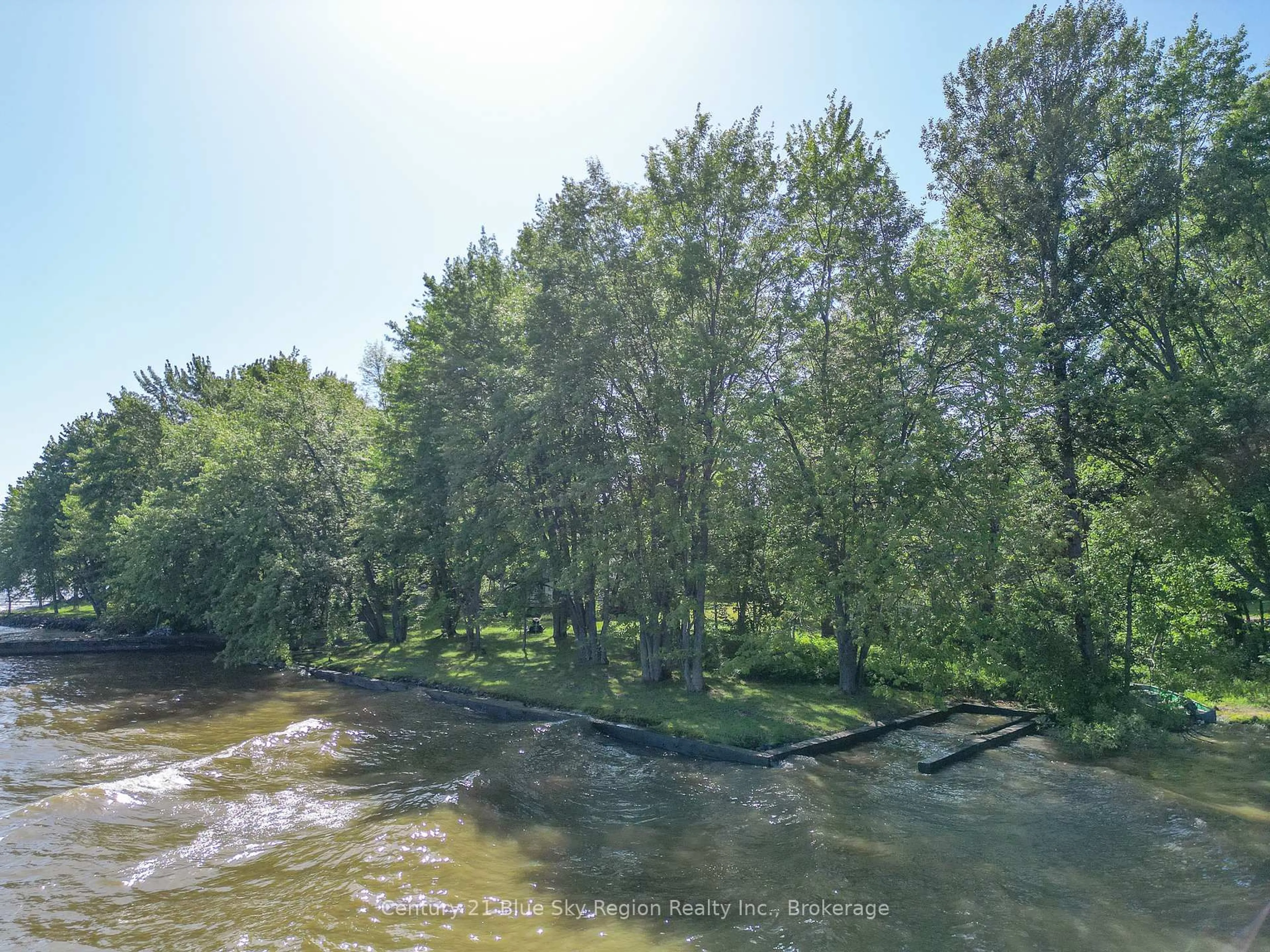 Blurry image for 10 Maurice Rd, West Nipissing Ontario P2B 3L8
