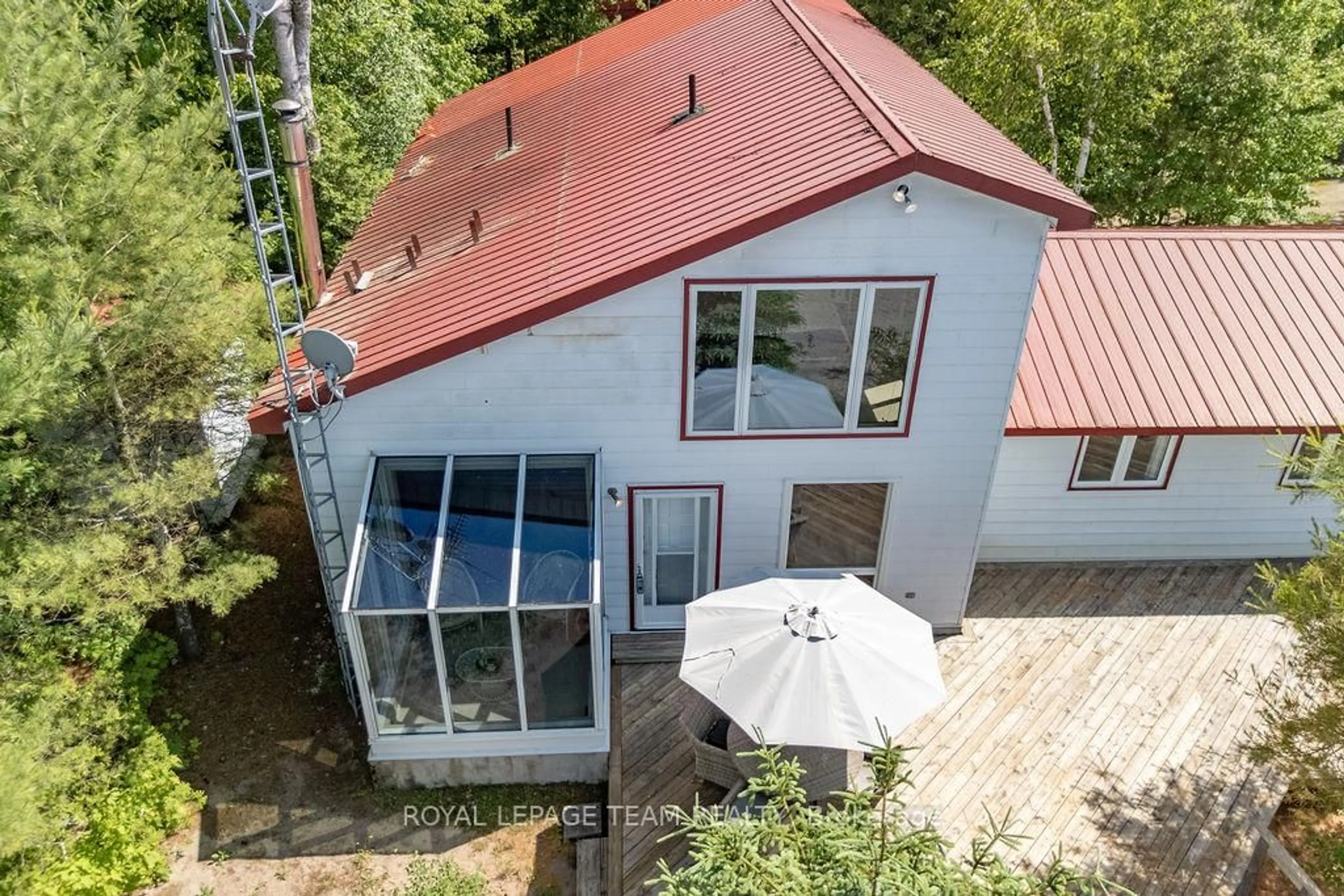 A pic from outside/outdoor area/front of a property/back of a property/a pic from drone, building for 171 Branch Tr, Westmeath Ontario K0J 2L0