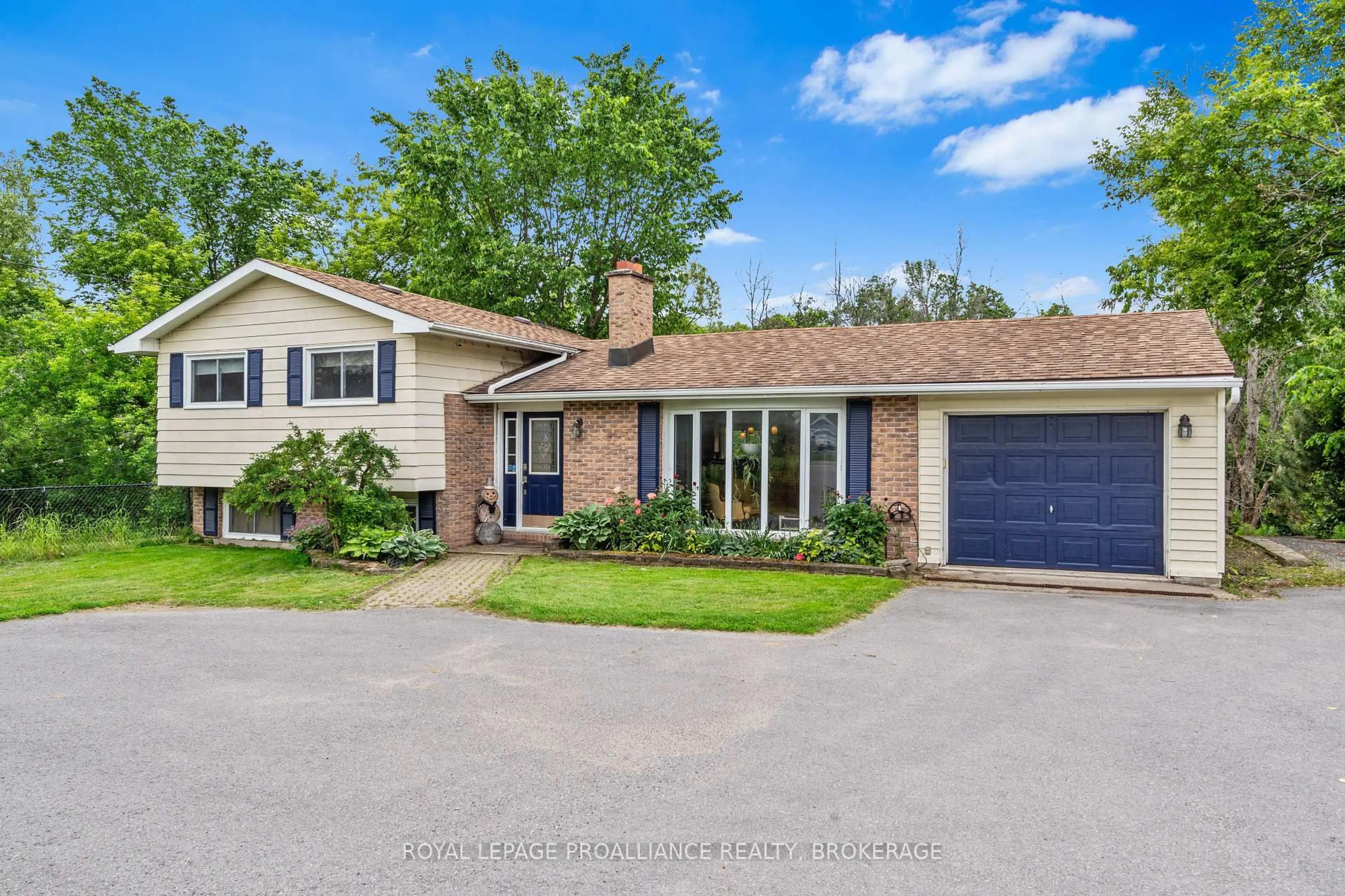 Home with brick exterior material, street for 3519 Princess St, Kingston Ontario K7P 3A7
