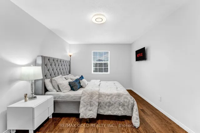 Additional image 3 of 90 Mooregate Cres Unit 34