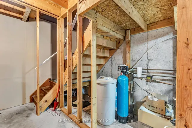 Additional image 29 of 90 Mooregate Cres Unit 34