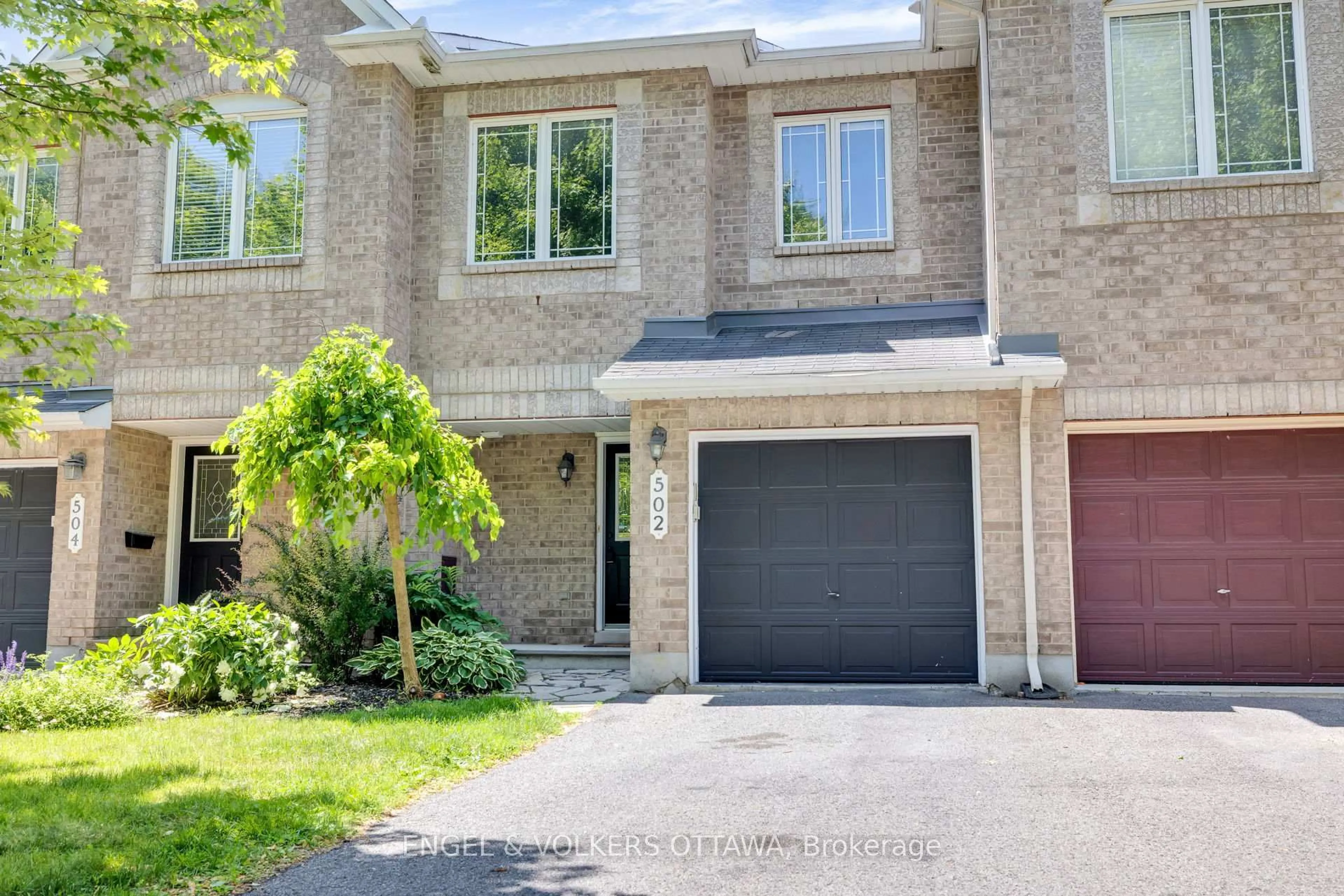 Home with brick exterior material, street for 502 Woodchase St, Ottawa Ontario K2W 1J4