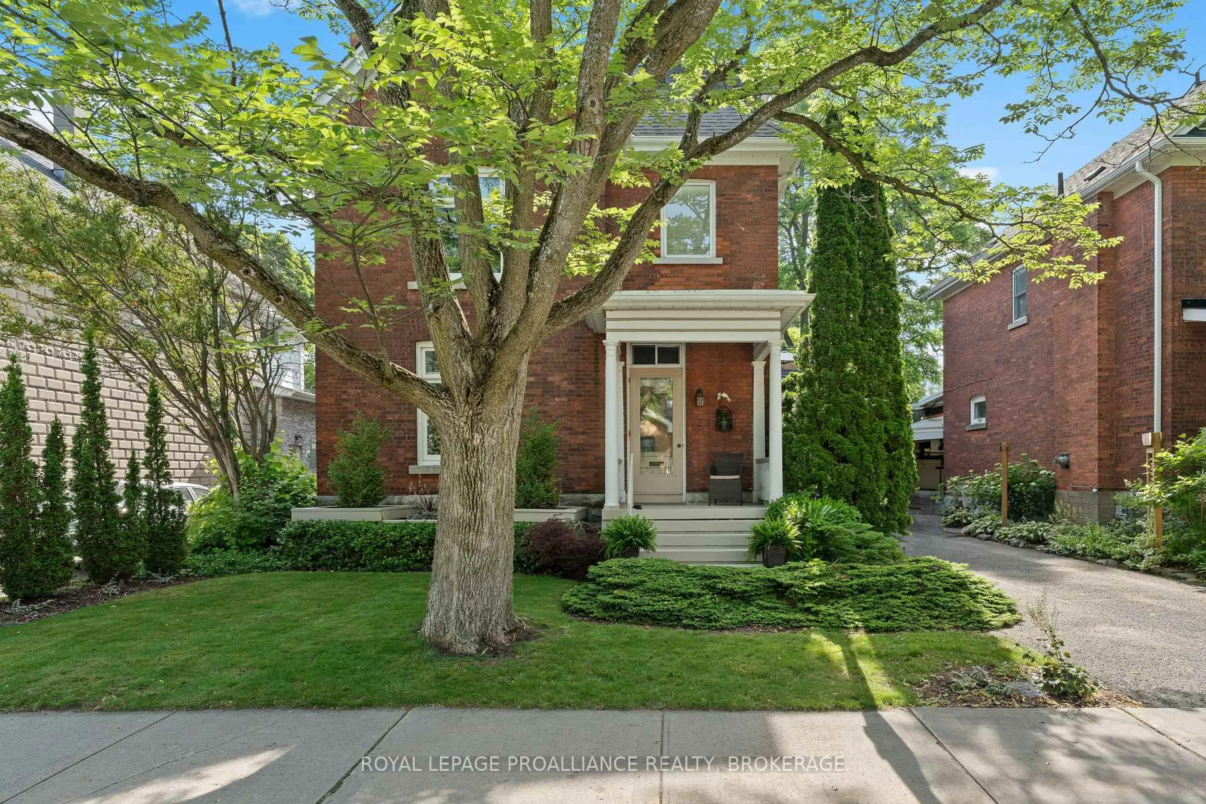 Home with brick exterior material, street for 127 Beverley St, Kingston Ontario K7L 3Y7