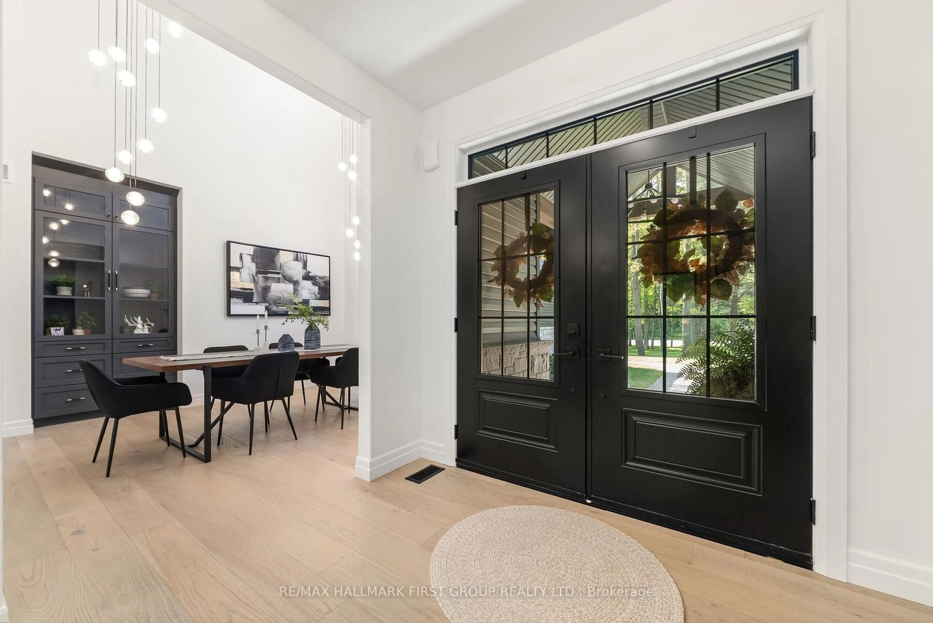 Indoor entryway for 376 Whites Rd, Brighton Ontario K0K 1H0