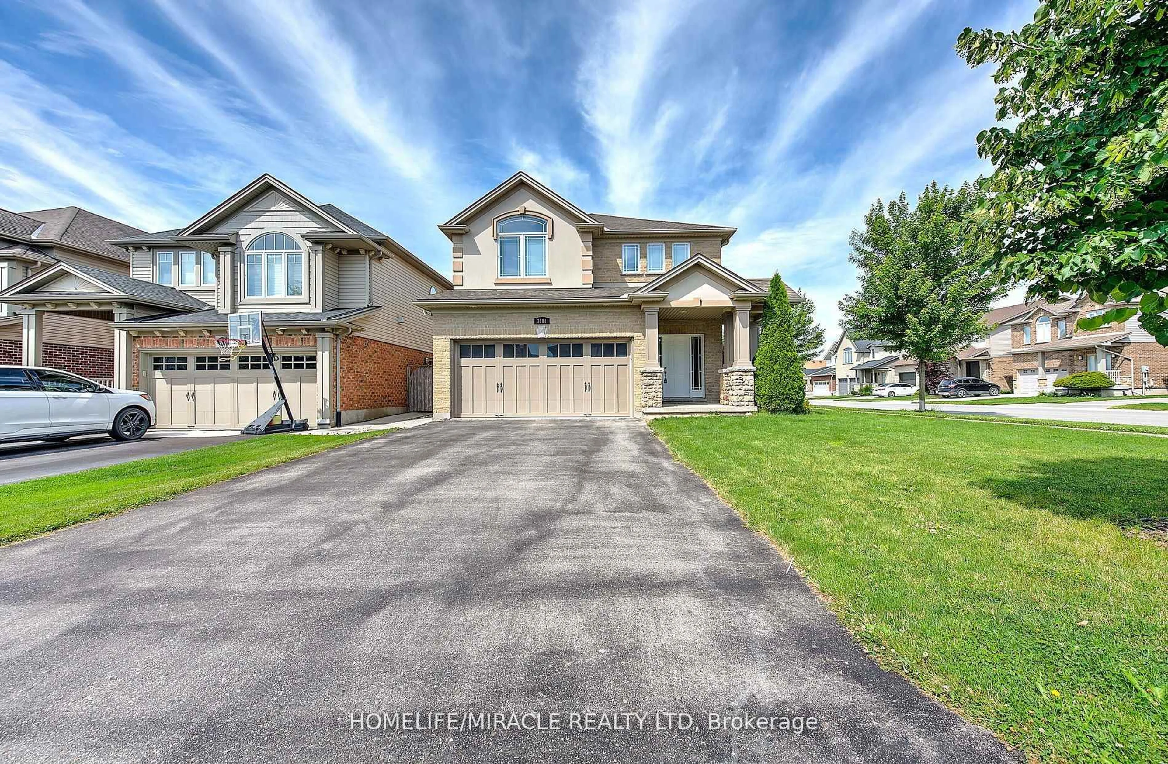 A pic from outside/outdoor area/front of a property/back of a property/a pic from drone, street for 3181 Bayham Lane, London South Ontario N6P 1V5
