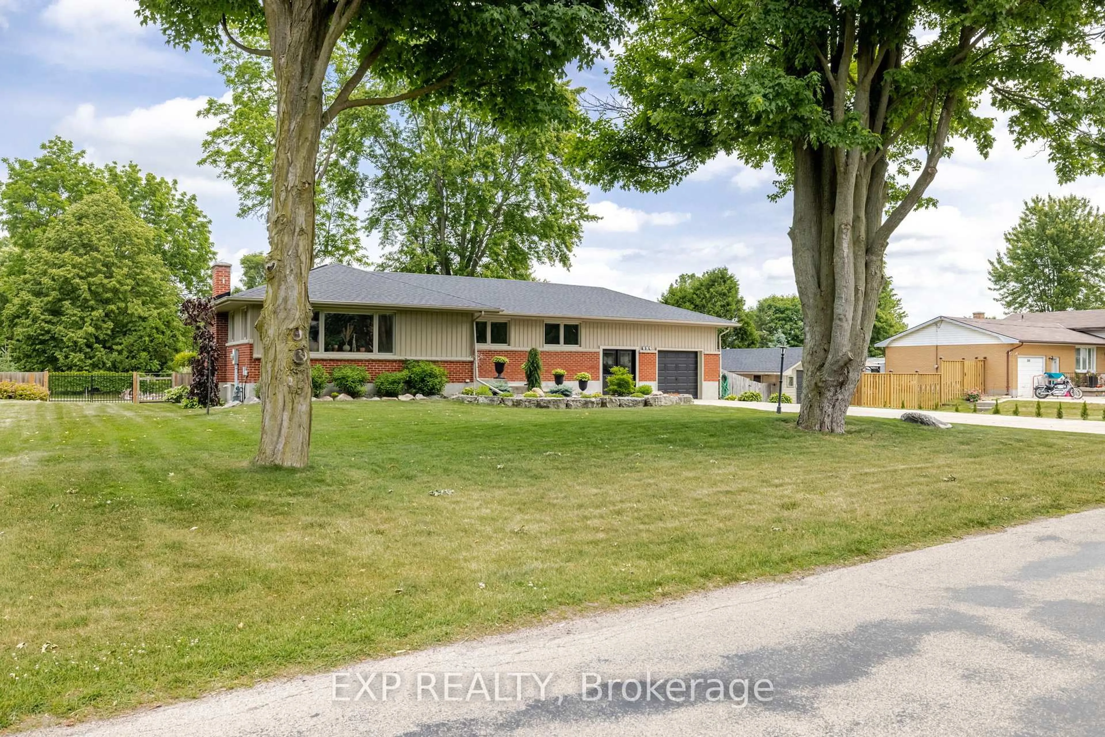 Home with brick exterior material, street for 238 Minnie St, Thames Centre Ontario N0L 1G0