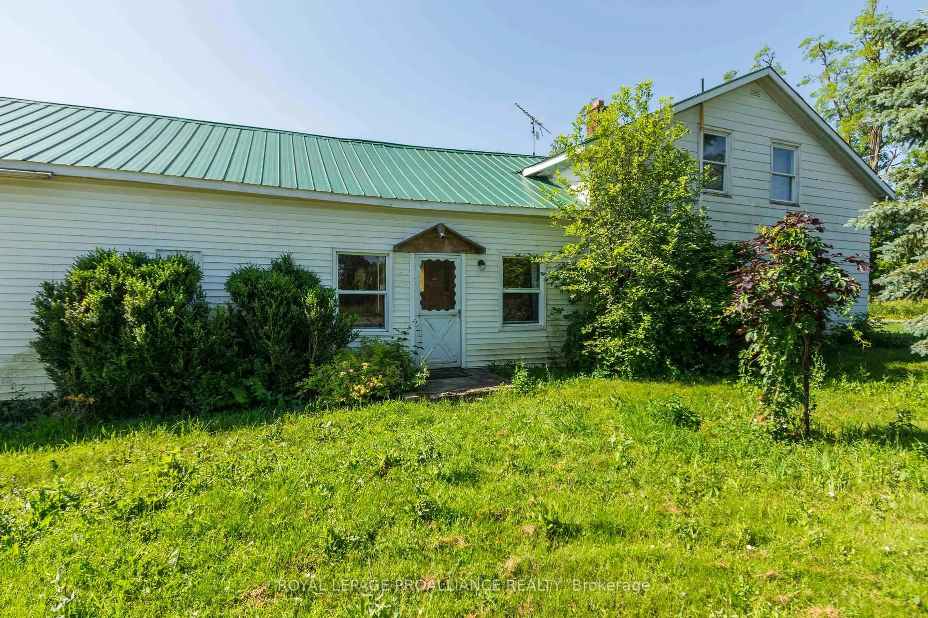 Unknown for 649 County Road 27, Brighton Ontario K0K 1M0