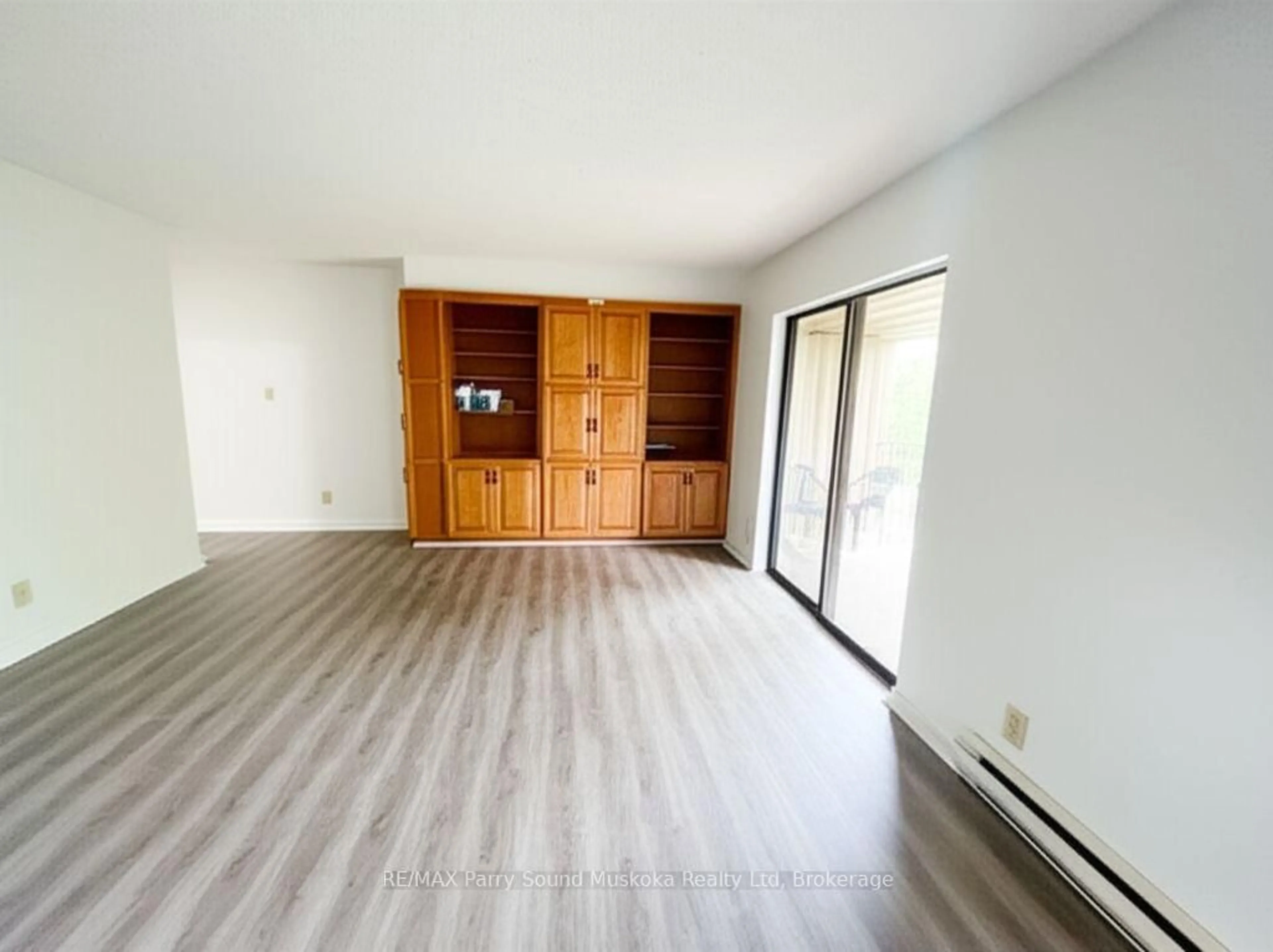 A pic of a room for 21 Prospect St #10, Parry Sound Ontario P2A 2B5
