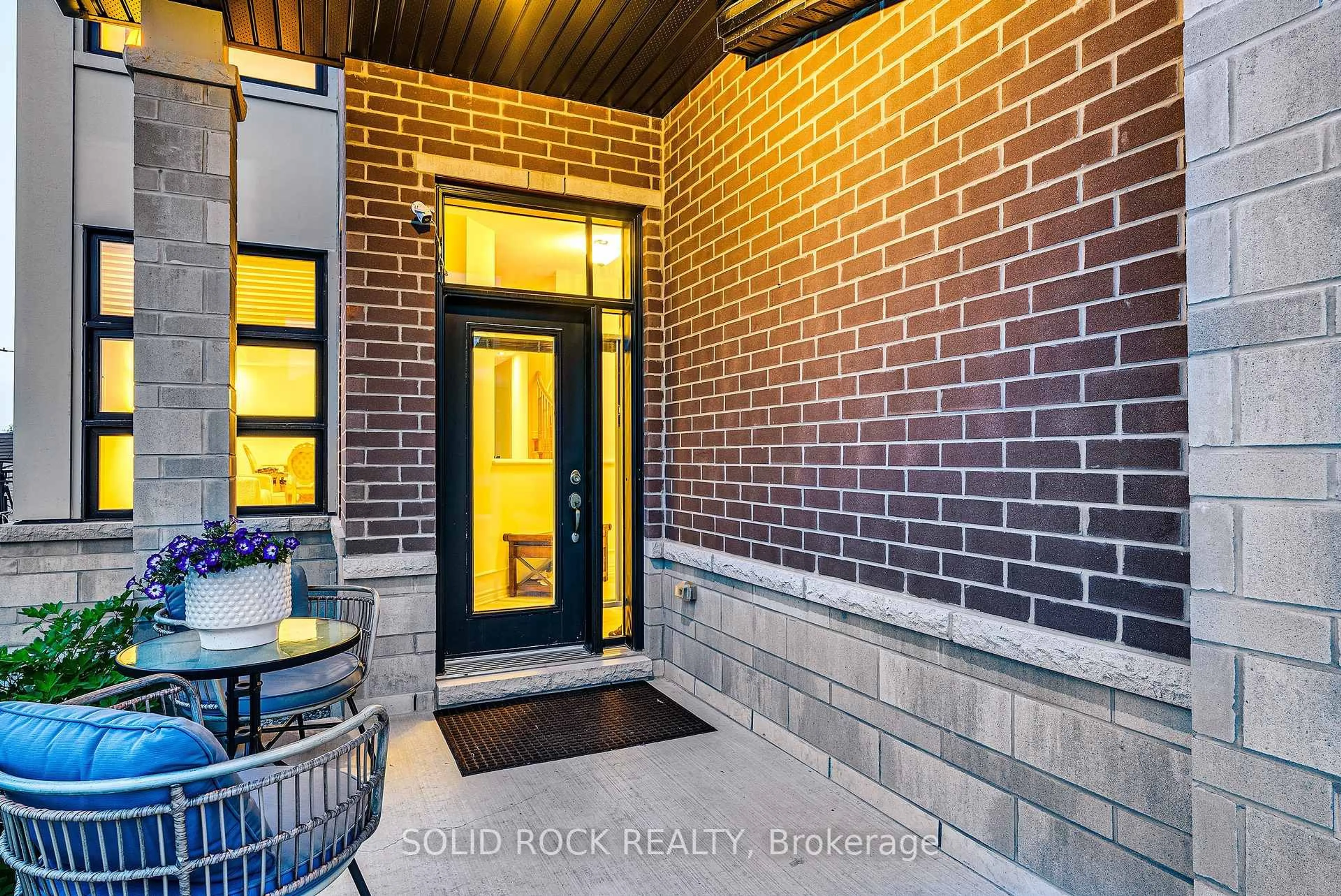 Home with brick exterior material, street for 326 Memorial Grve, Ottawa Ontario K1X 0C8
