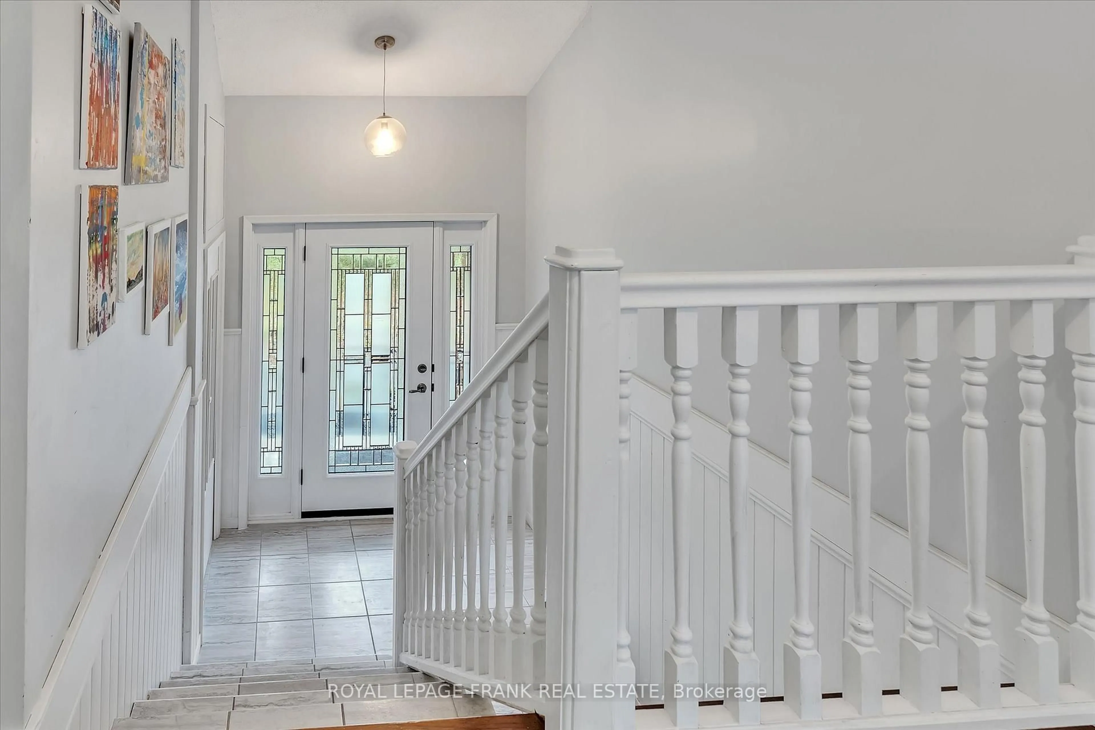 Indoor entryway for 234 Stewart Line, Cavan Monaghan Ontario L0A 1C0