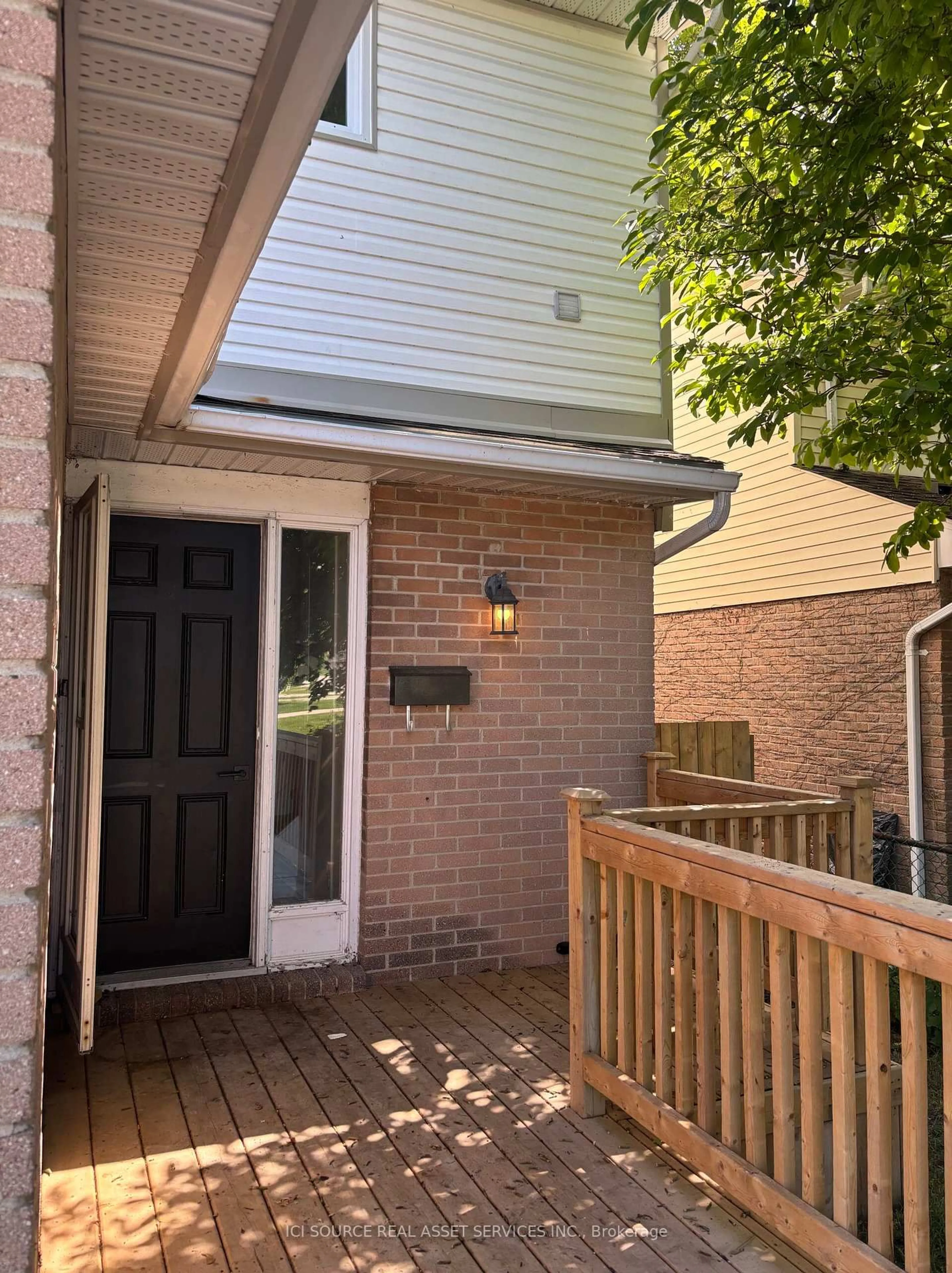 Unknown for 155 Bedford Cres, Sarnia Ontario N7S 4B4