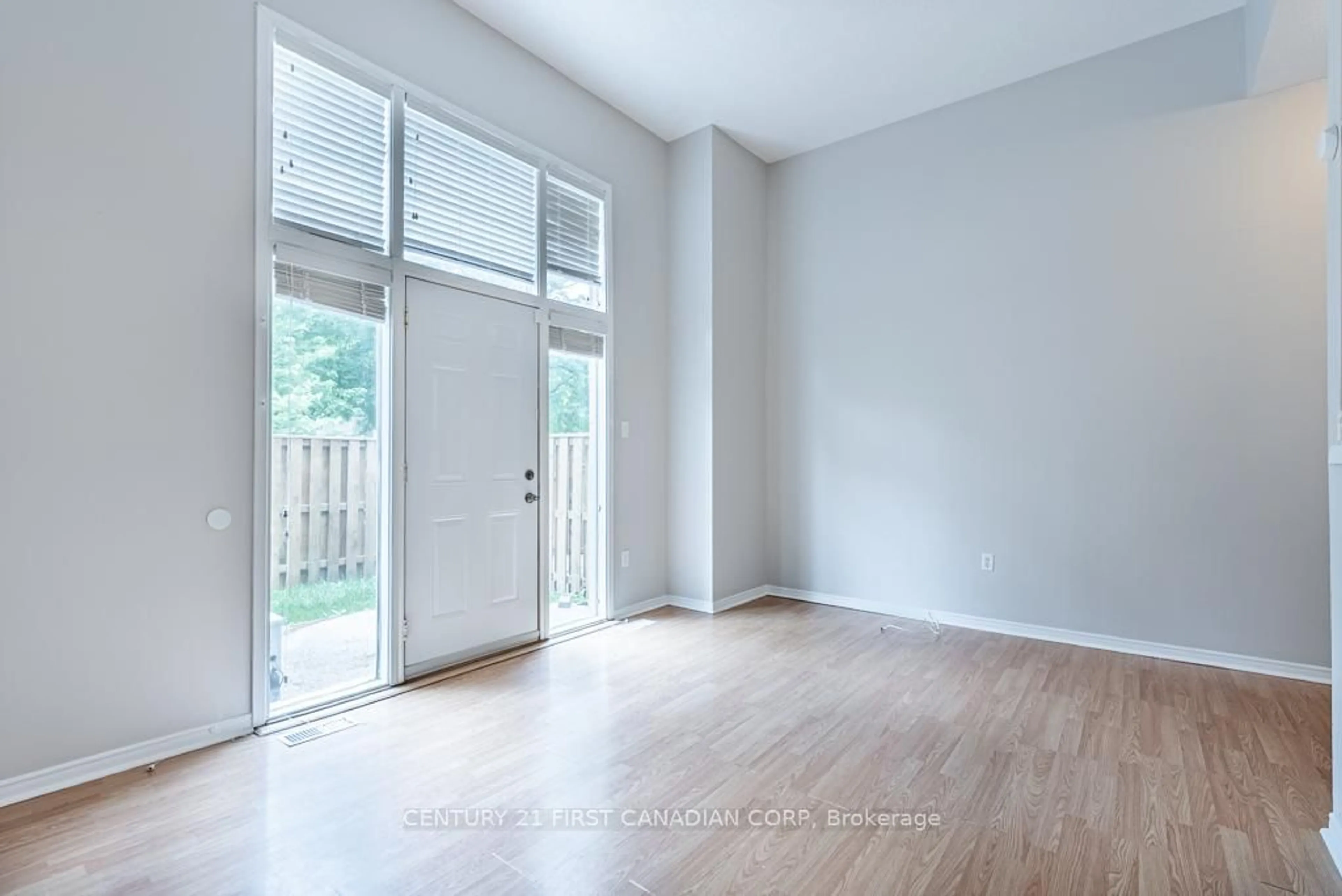 Indoor entryway for 1252 Limberlost Rd, London North Ontario N6G 3A5
