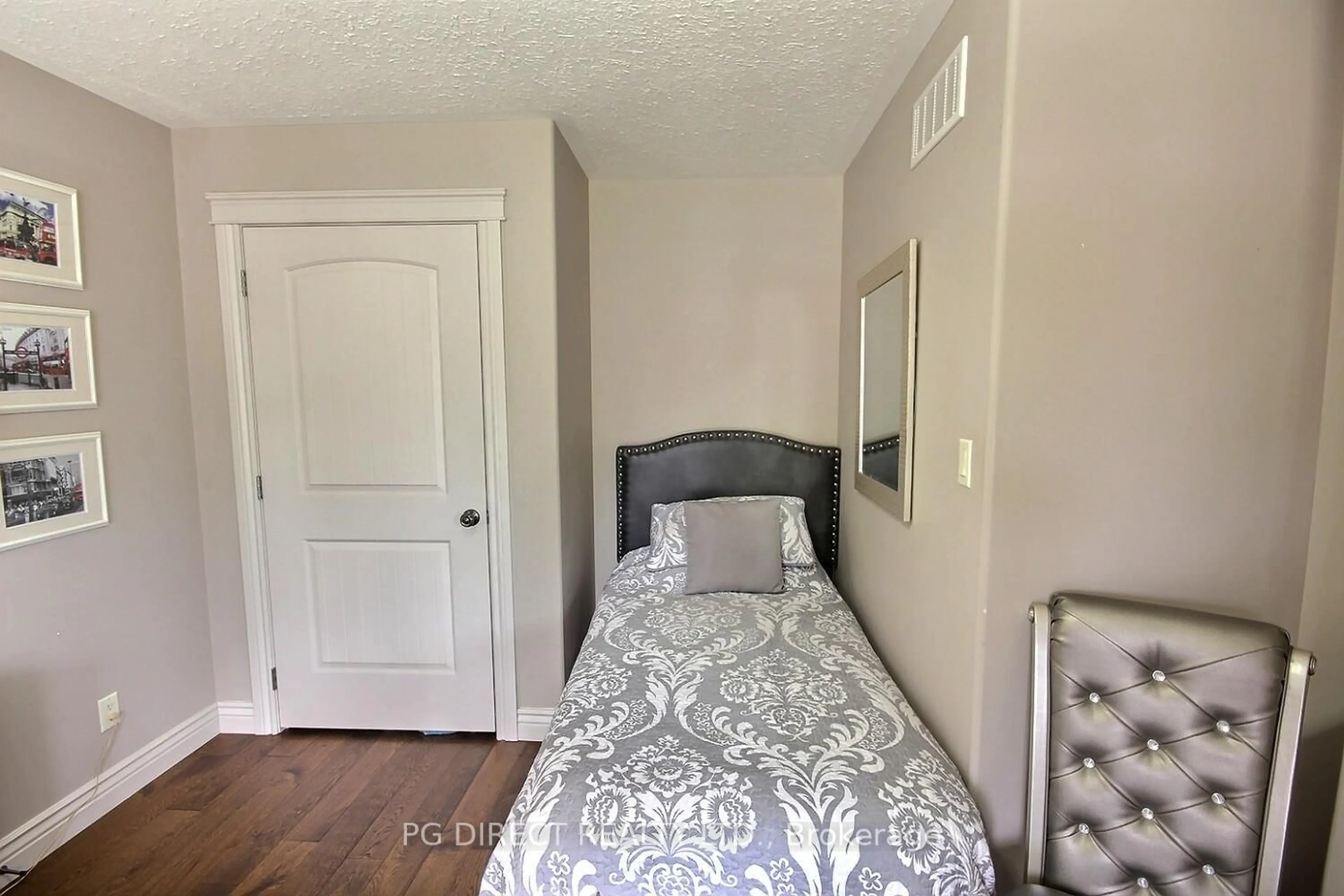 Unknown for 5 Dufferin St, Brighton Ontario K0K 1H0