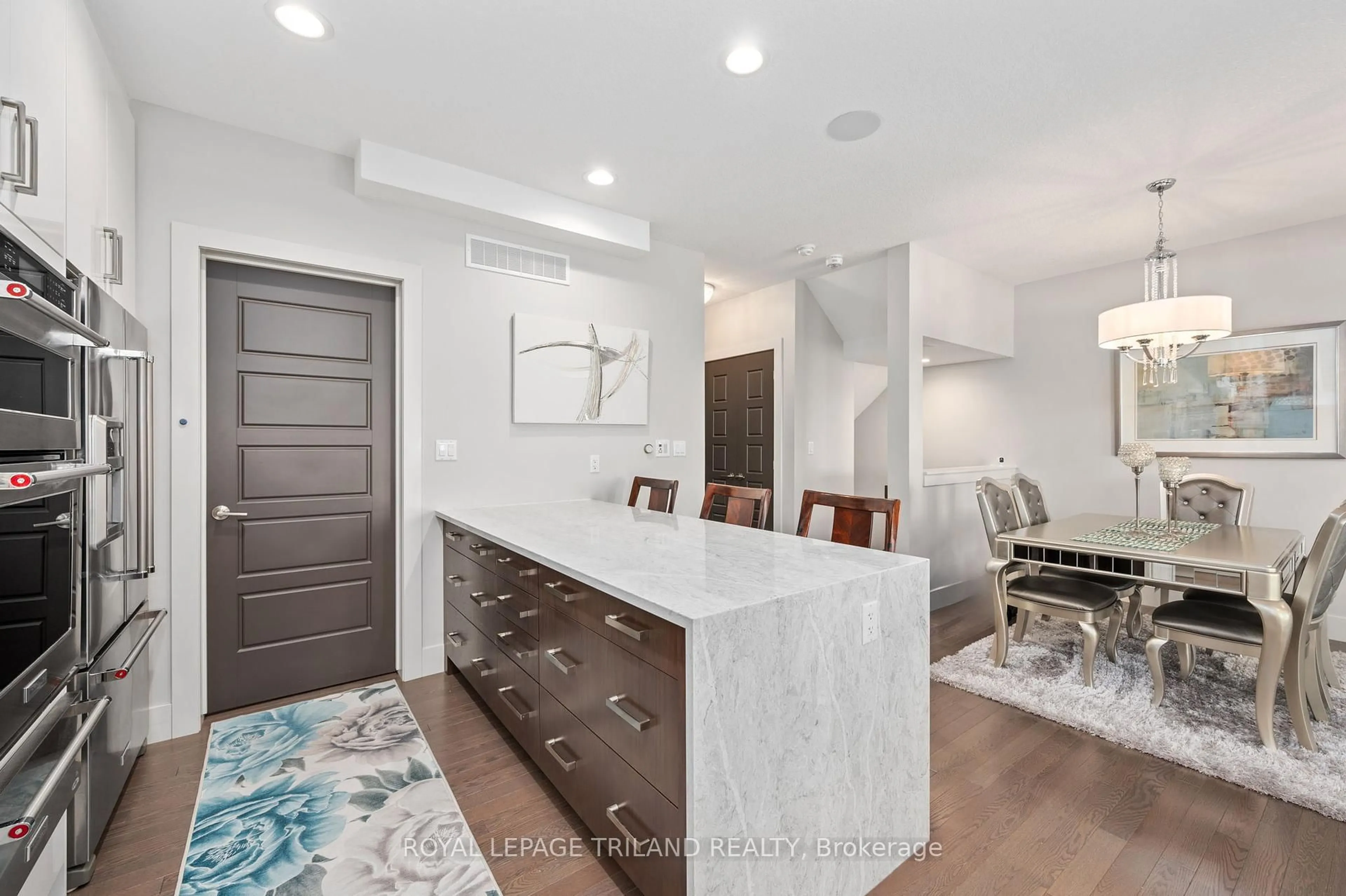 Open concept kitchen, unknown for 355 Edith Cavell Blvd #15, Central Elgin Ontario N5L 0A3
