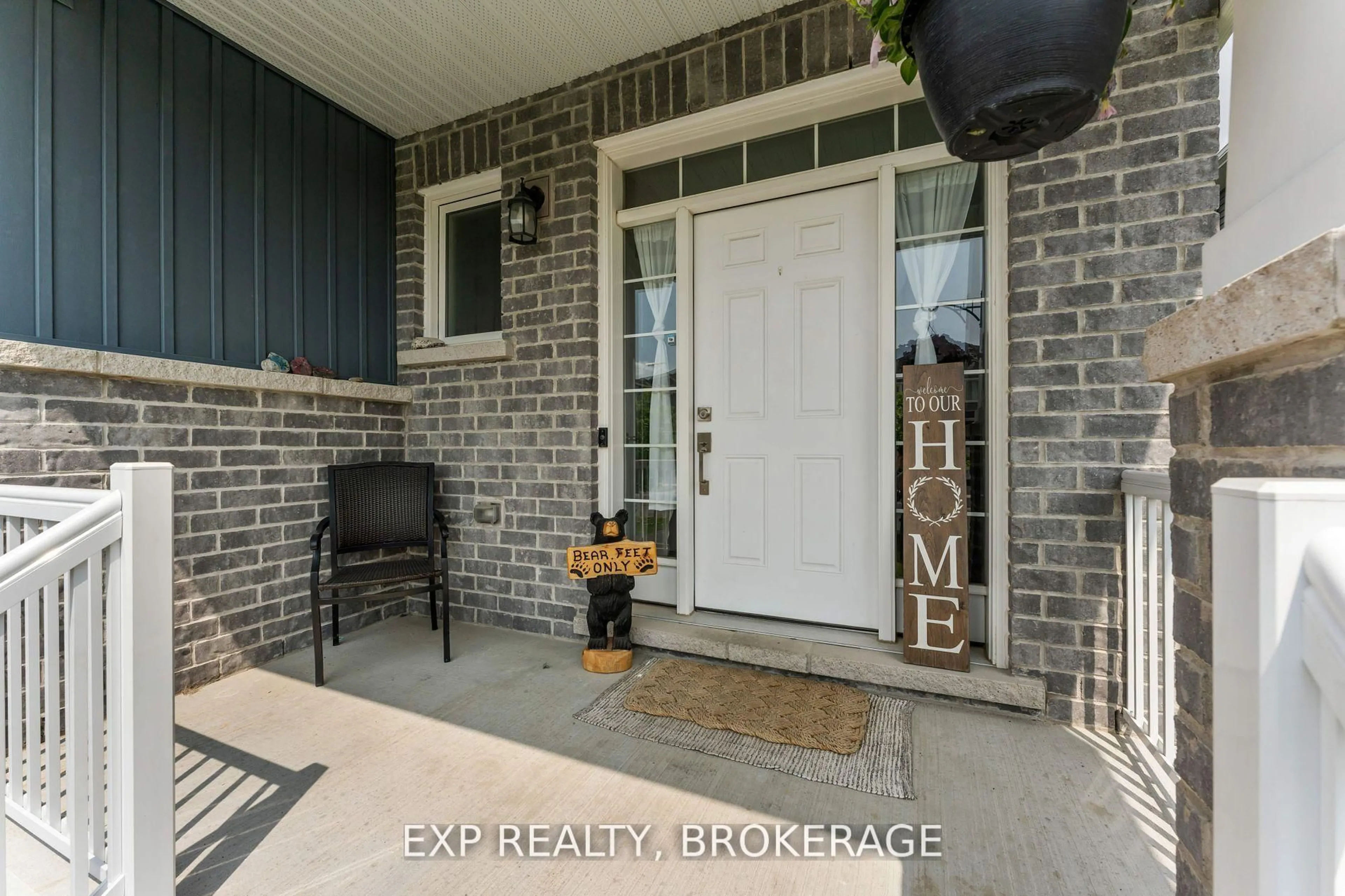 Indoor entryway for 107 Hazlett St, Loyalist Ontario K7N 0C1