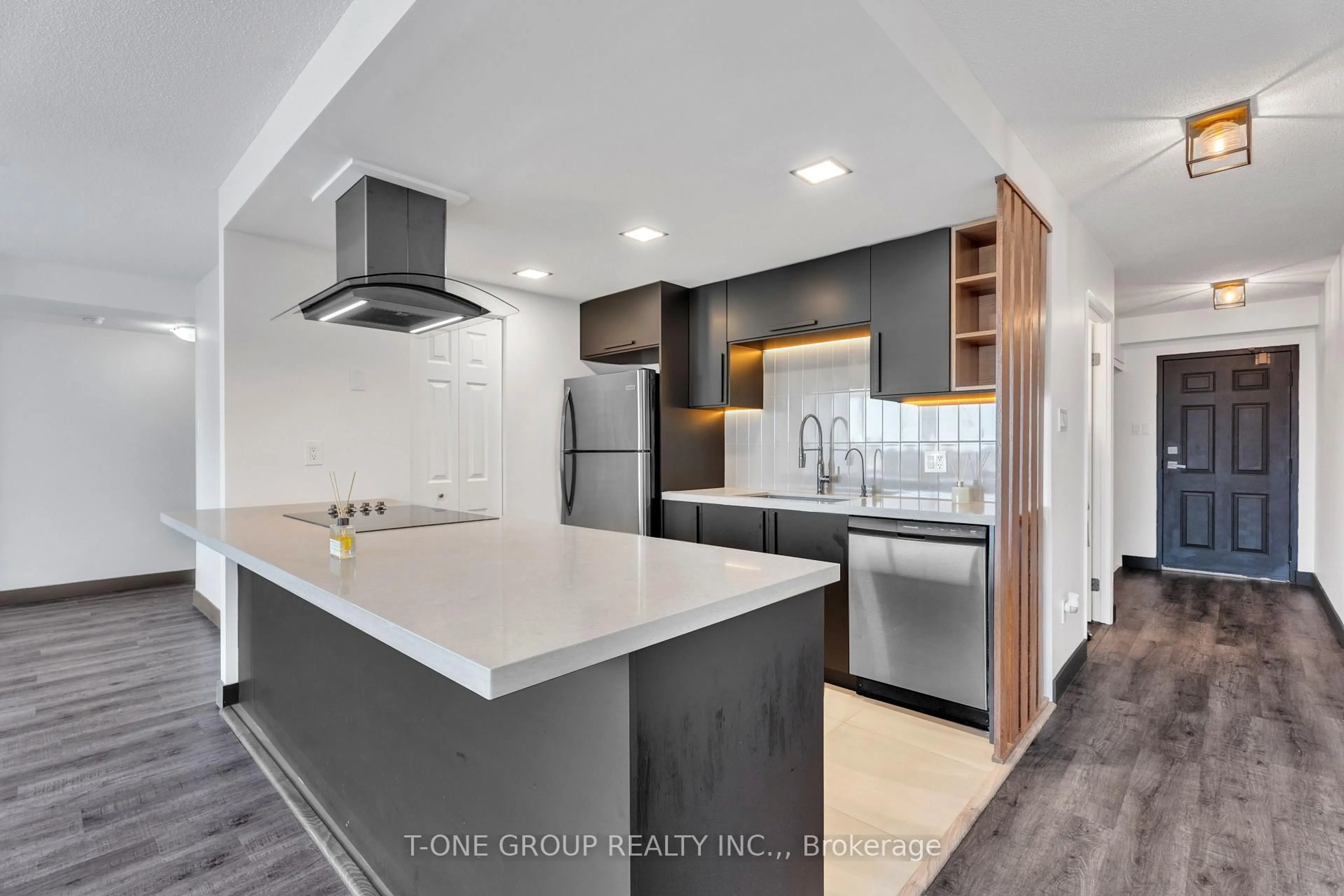 Open concept kitchen, ceramic/tile floor for 155 KENT St #1108, London East Ontario N6A 5N7