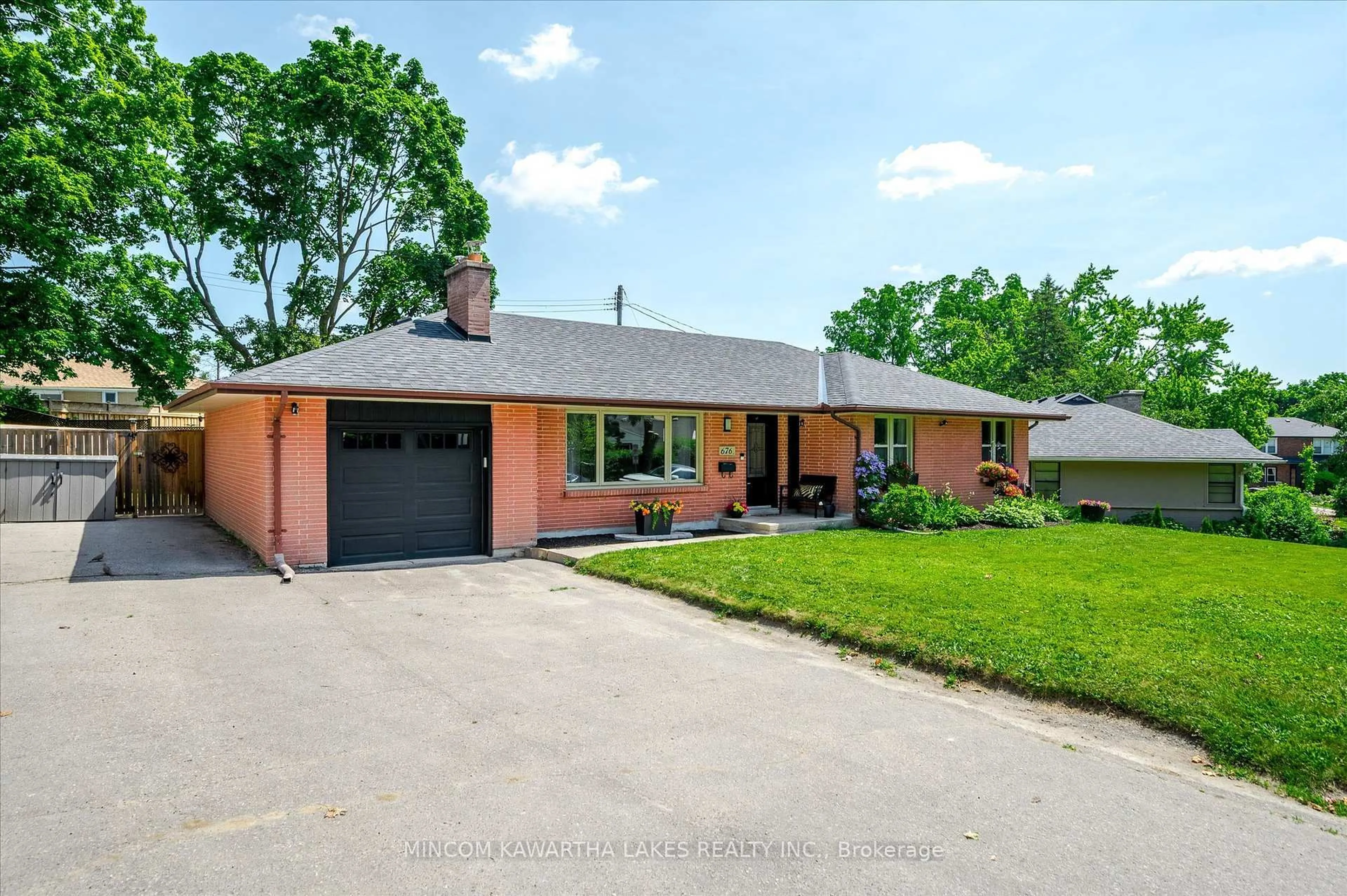 Home with brick exterior material, street for 676 Victory Cres, Peterborough Central Ontario K9J 4T3