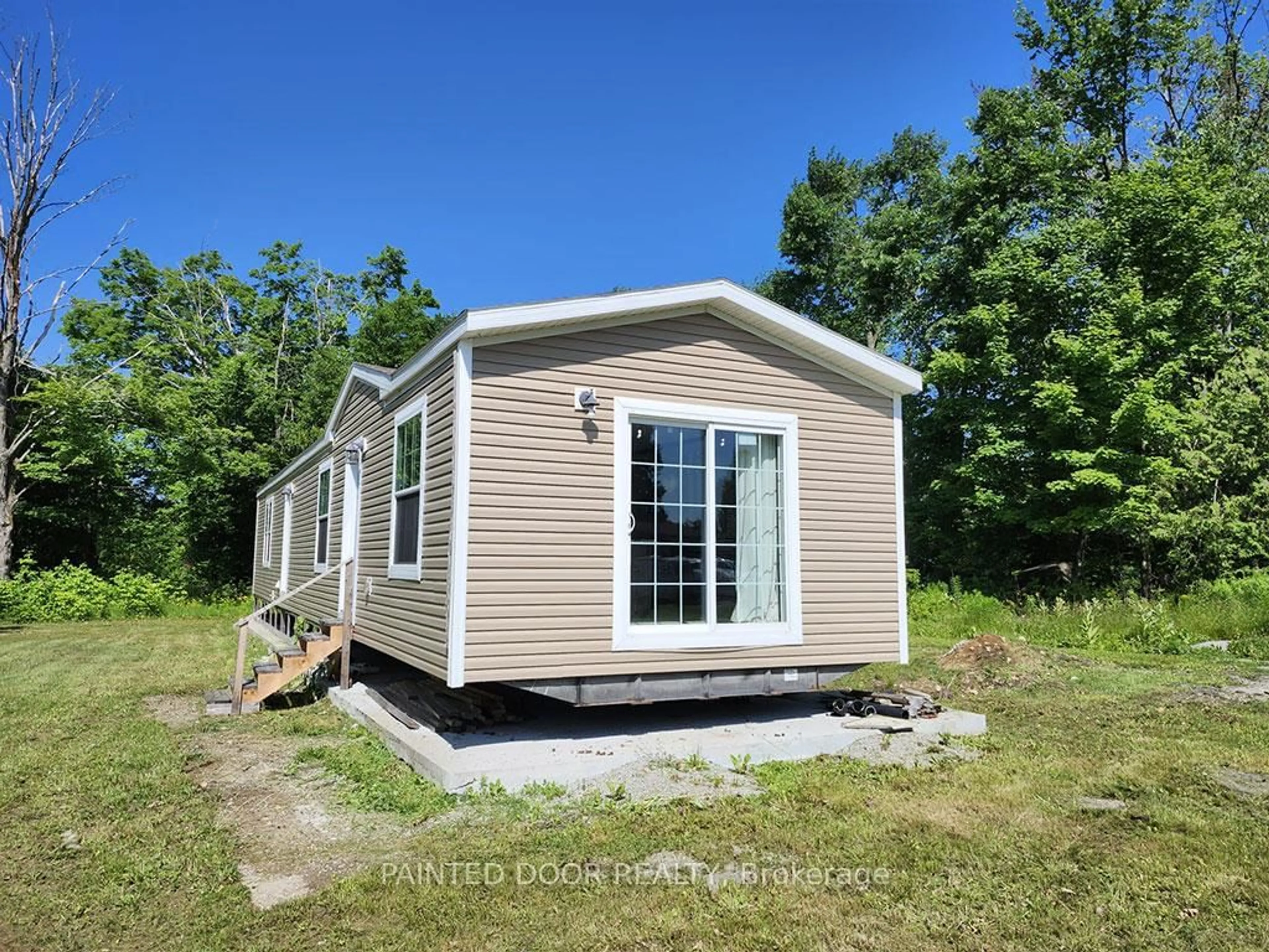 Home with vinyl exterior material, unknown for 45 Tower Rd #4, Georgian Bay Ontario P0C 1H0