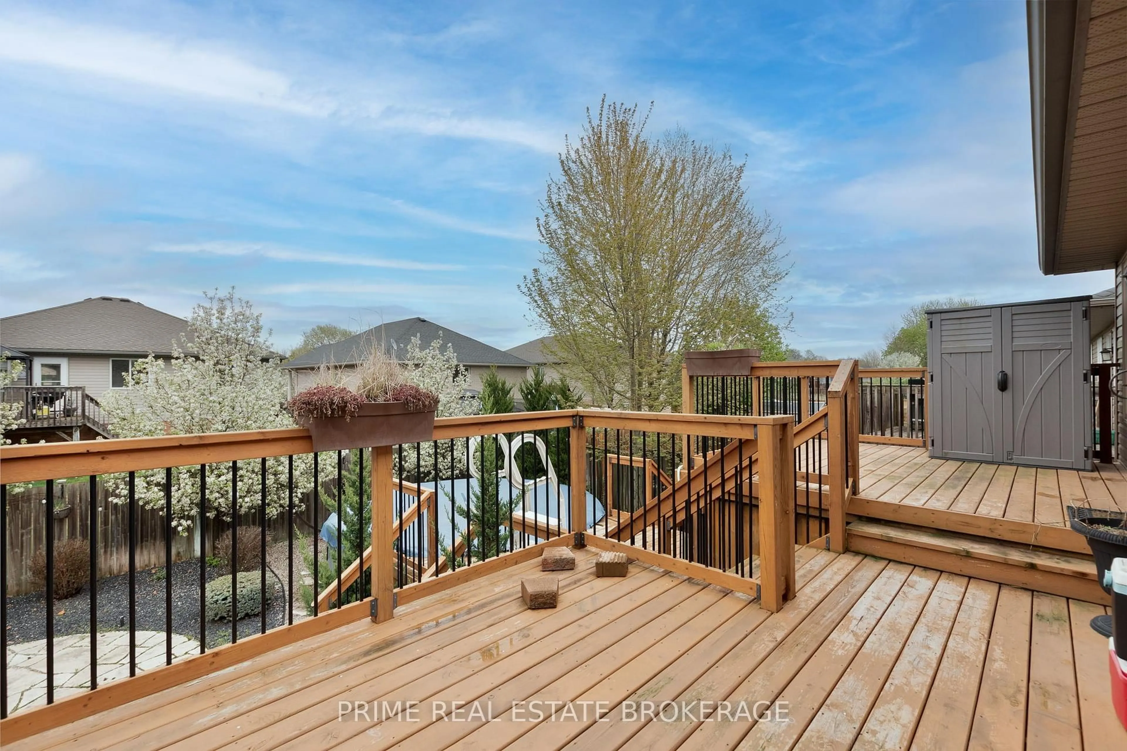Unknown for 43 Bridle Path, Strathroy Caradoc Ontario N7G 4K4