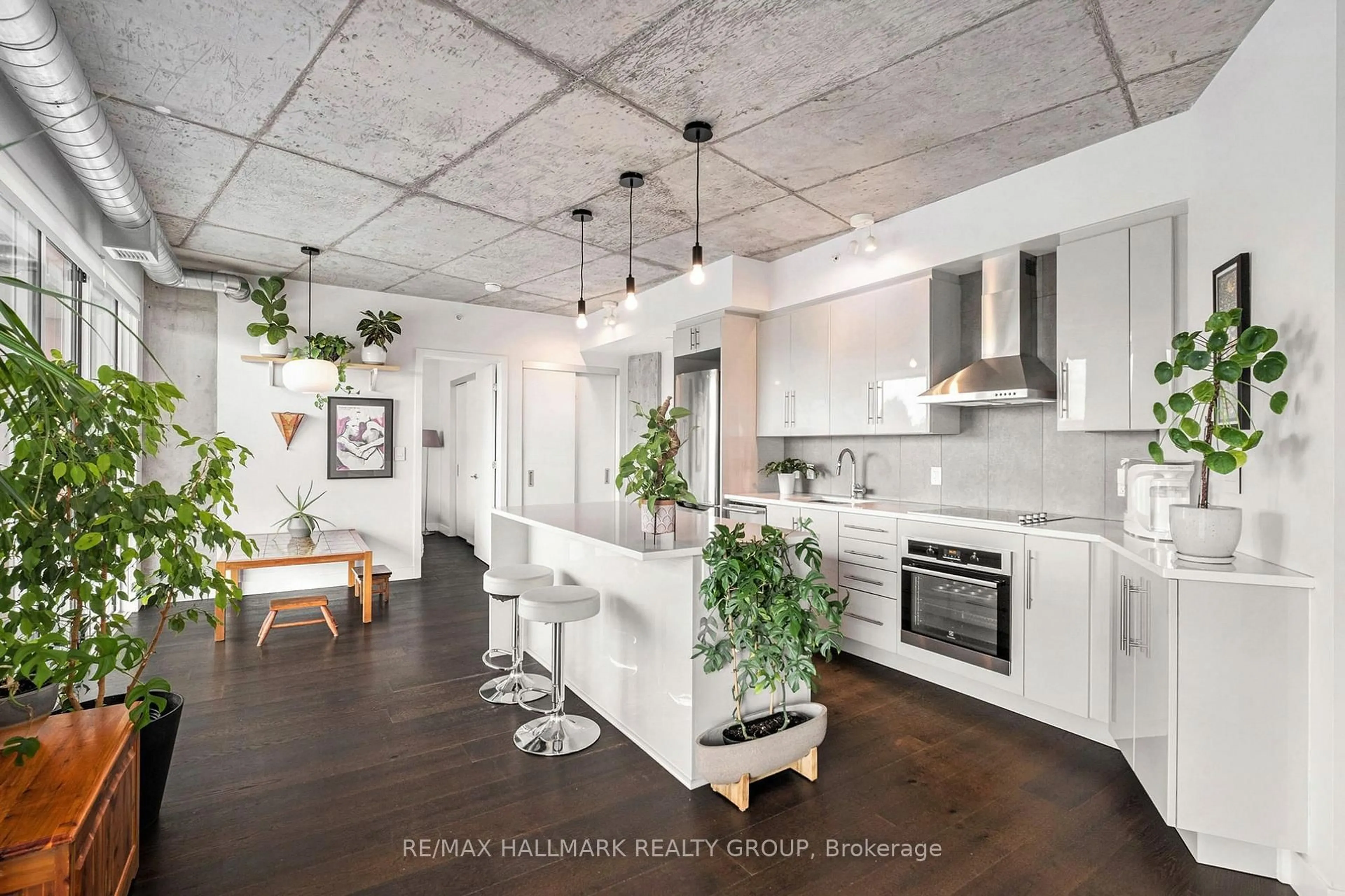 Open concept kitchen, unknown for 1000 Wellington St #508, Ottawa Ontario K1Y 2X9