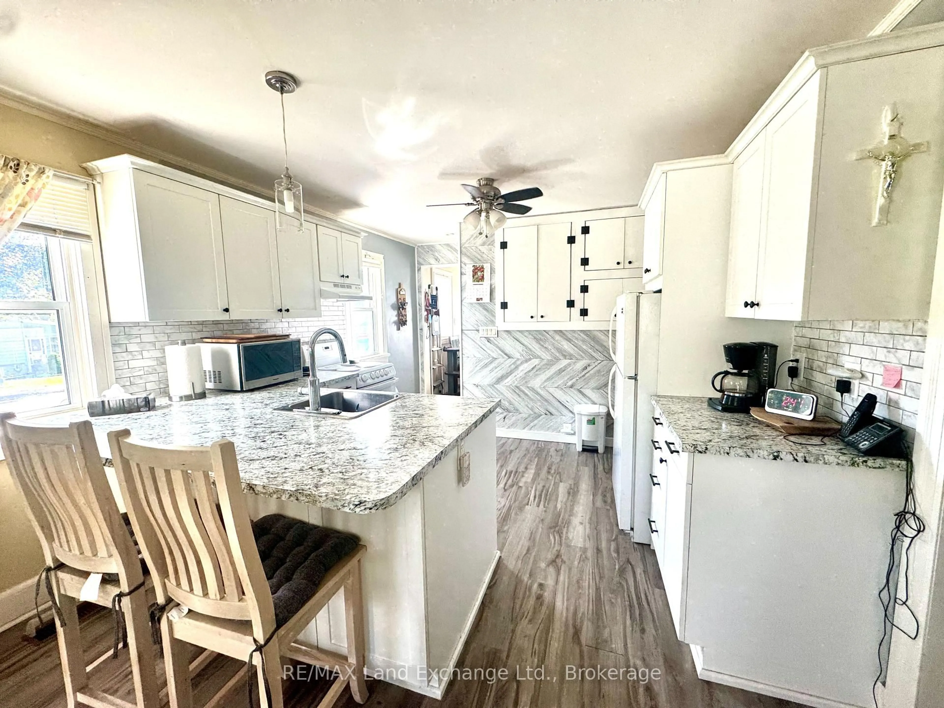 Open concept kitchen, unknown for 149 Victoria St, Saugeen Shores Ontario N0H 2L0