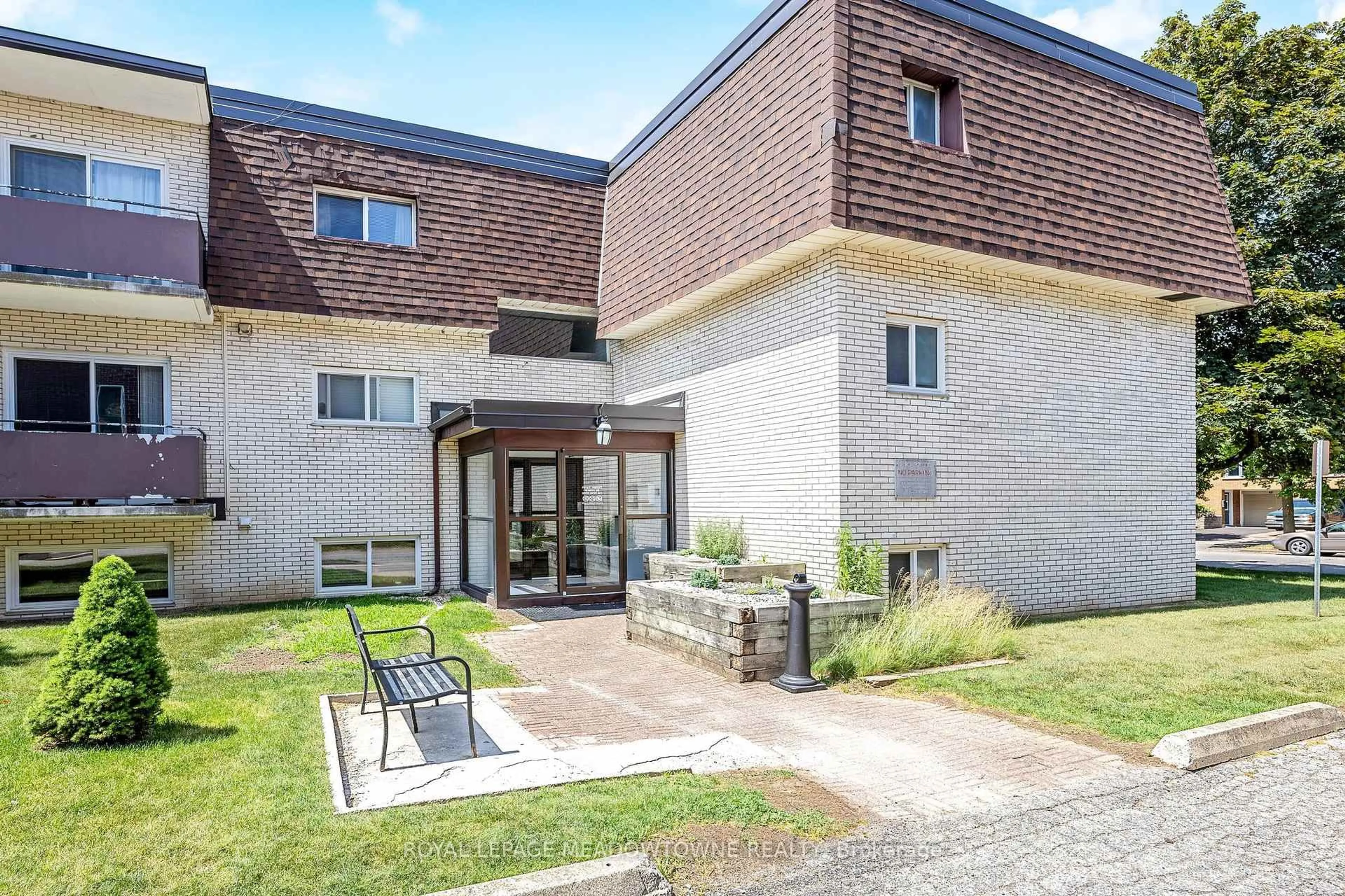 Unknown for 53 Conroy Cres #203, Guelph Ontario N1G 2V5