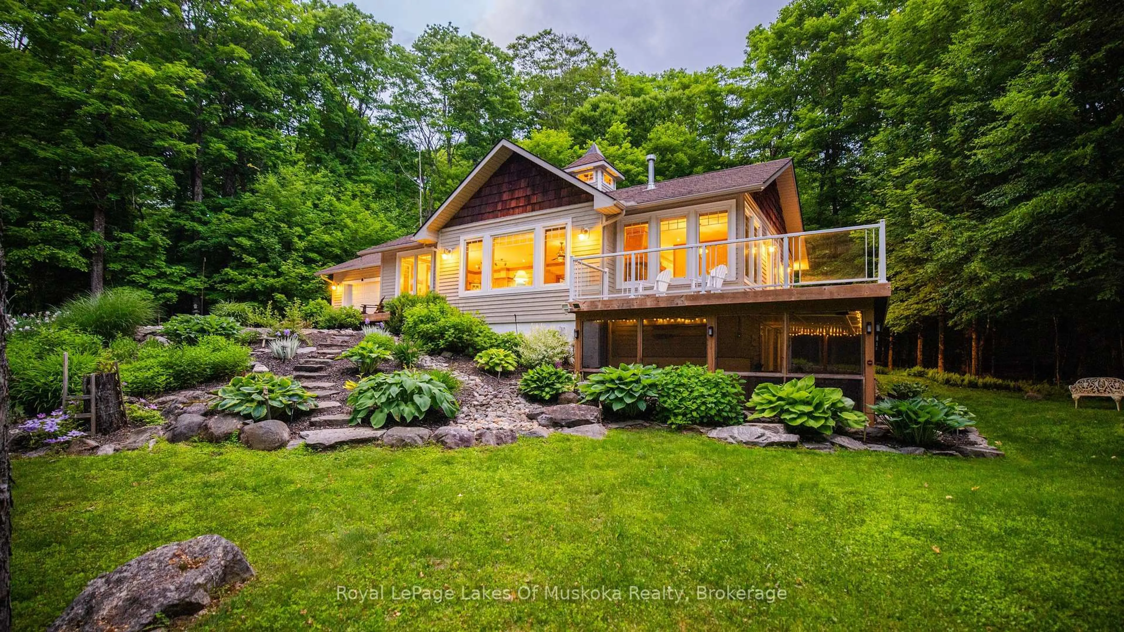 Unknown for 42 Menominee Lake Rd, Huntsville Ontario P1H 1J3