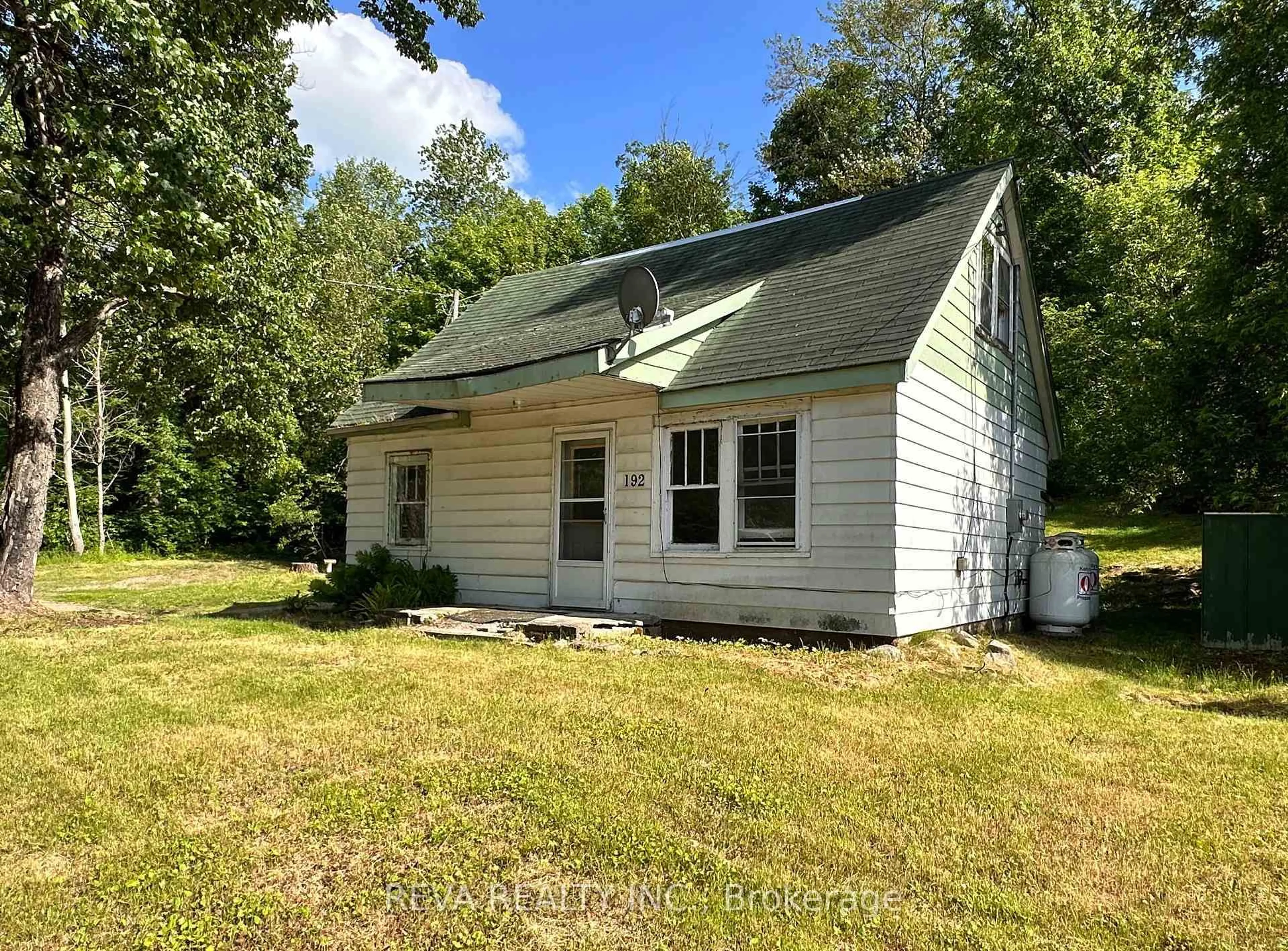 Unknown for 192 Mill St, Bancroft Ontario K0L 1C0
