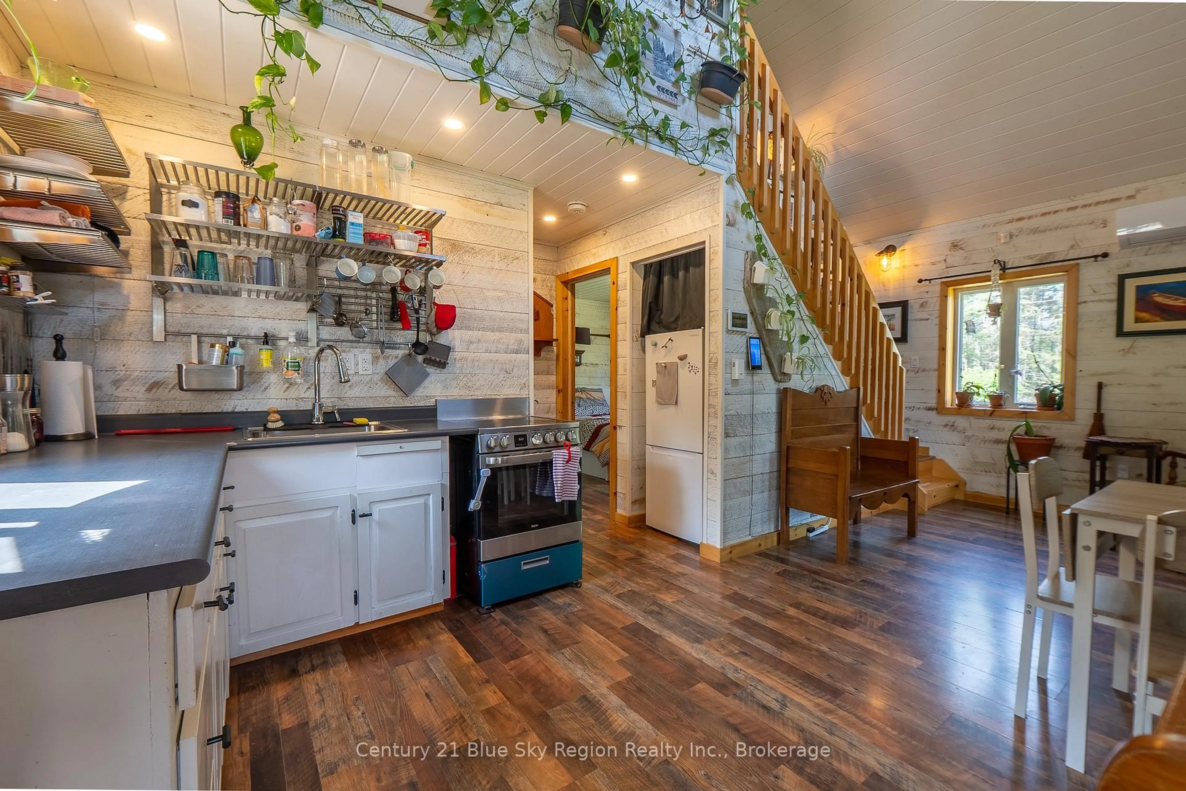 Open concept kitchen, ceramic/tile floor for 30 Pautois Rd, Calvin Ontario P0H 1V0