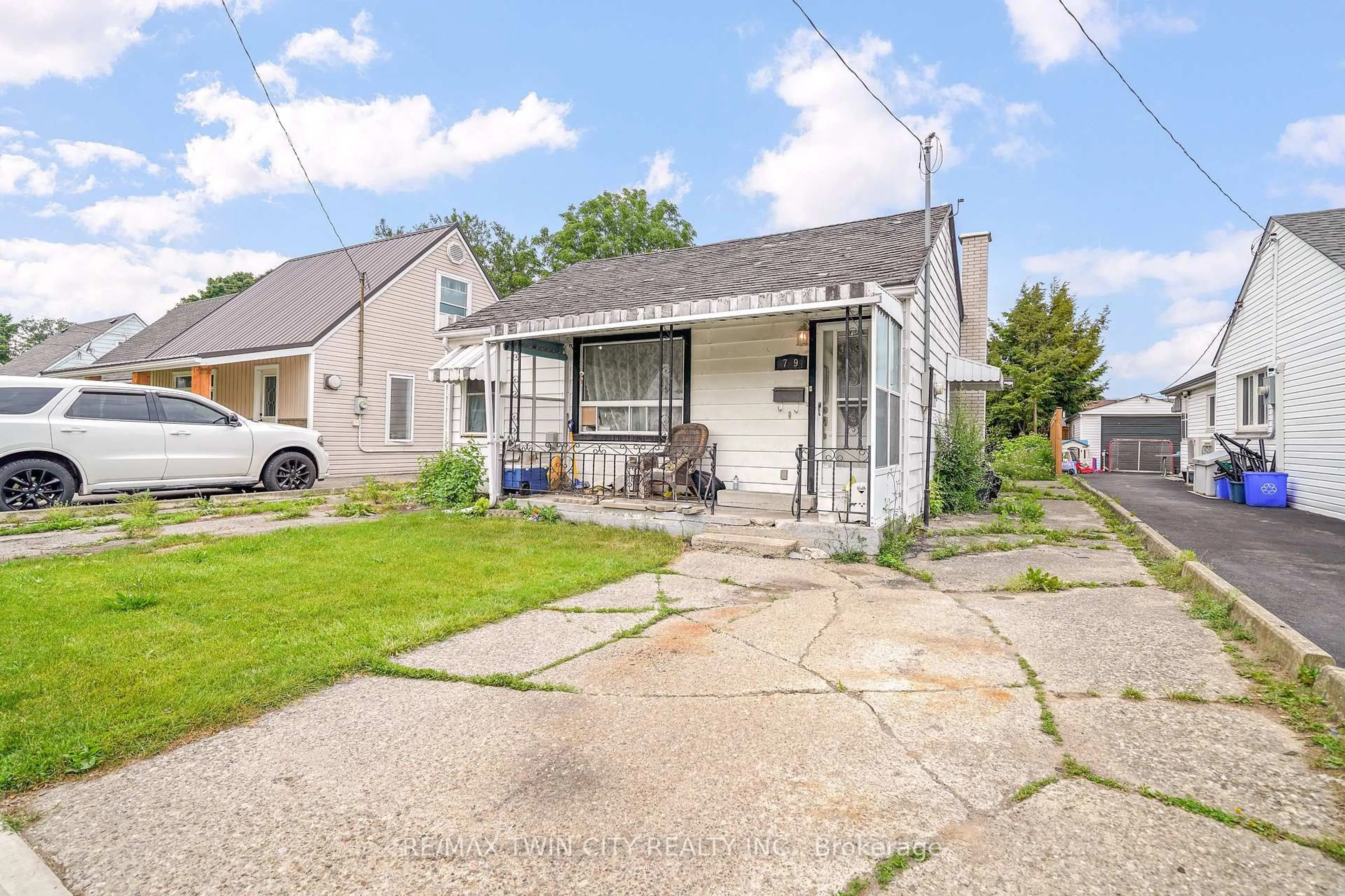Unknown for 79 Salisbury Ave, Brantford Ontario N3S 1N1