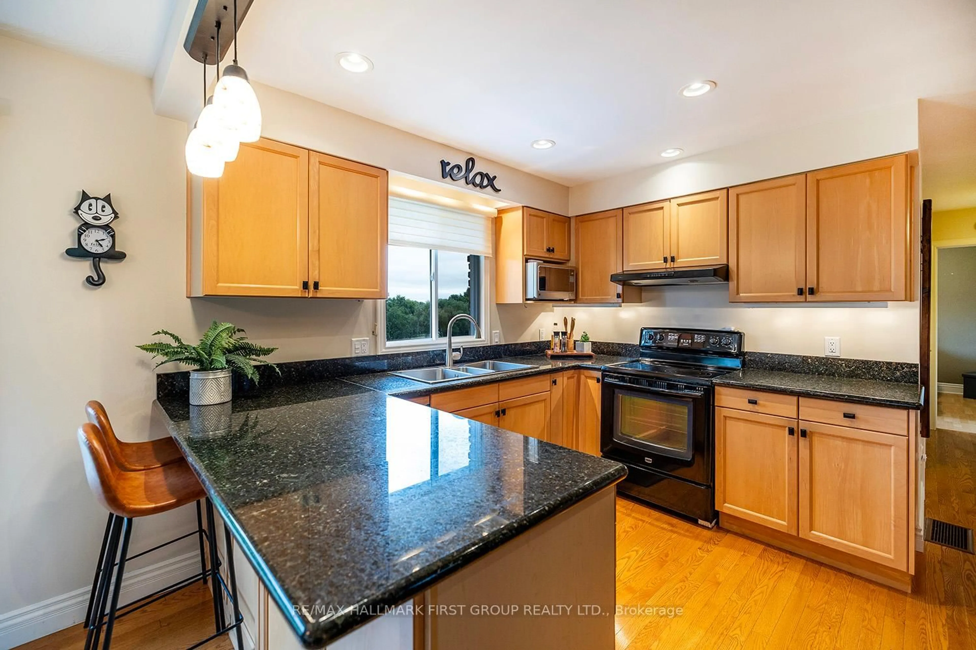 Open concept kitchen, ceramic/tile floor for 122 Gilson Point Rd, Kawartha Lakes Ontario K0M 2C0