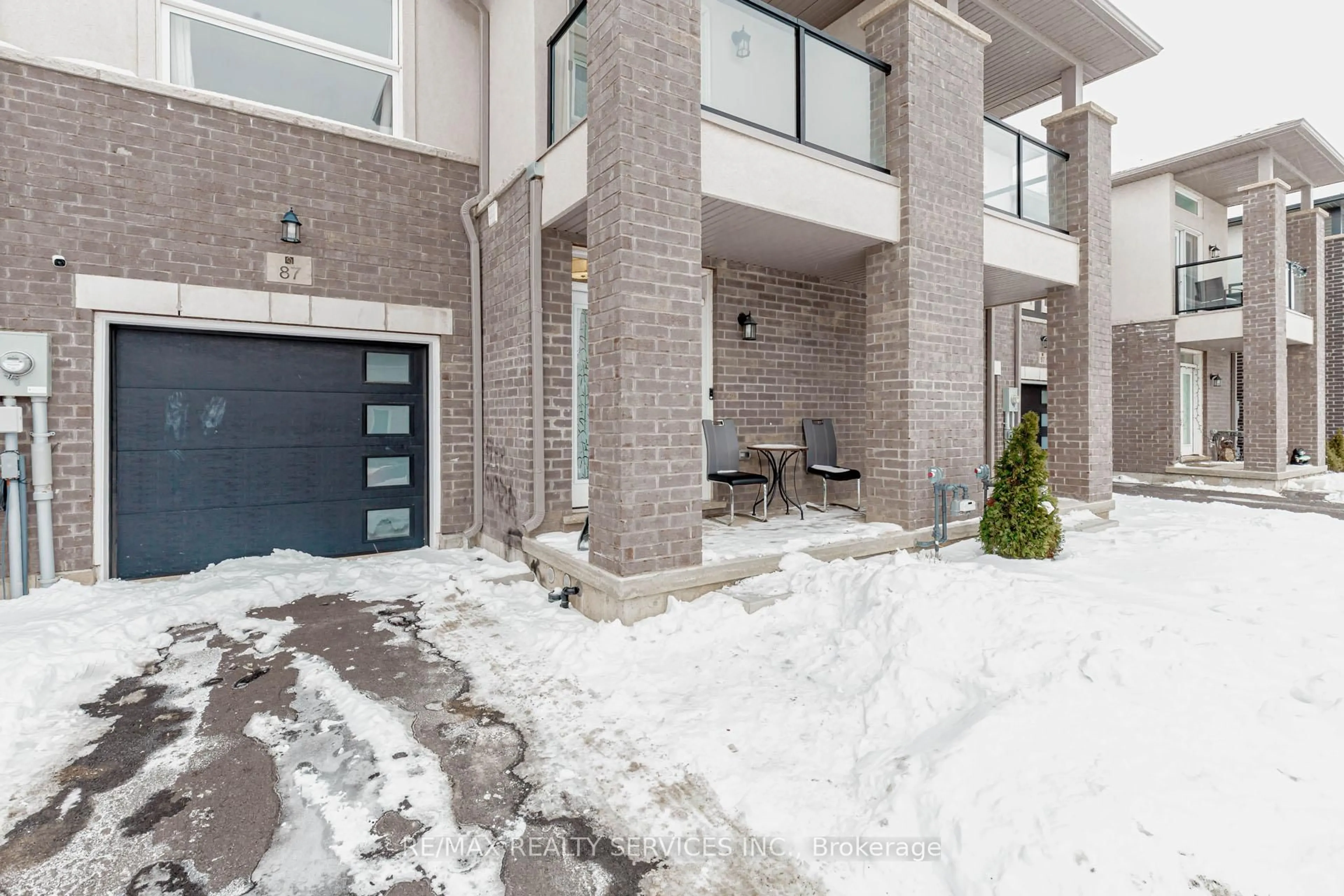 Home with brick exterior material, street for 87 Renfrew Tr, Welland Ontario L3C 0K2