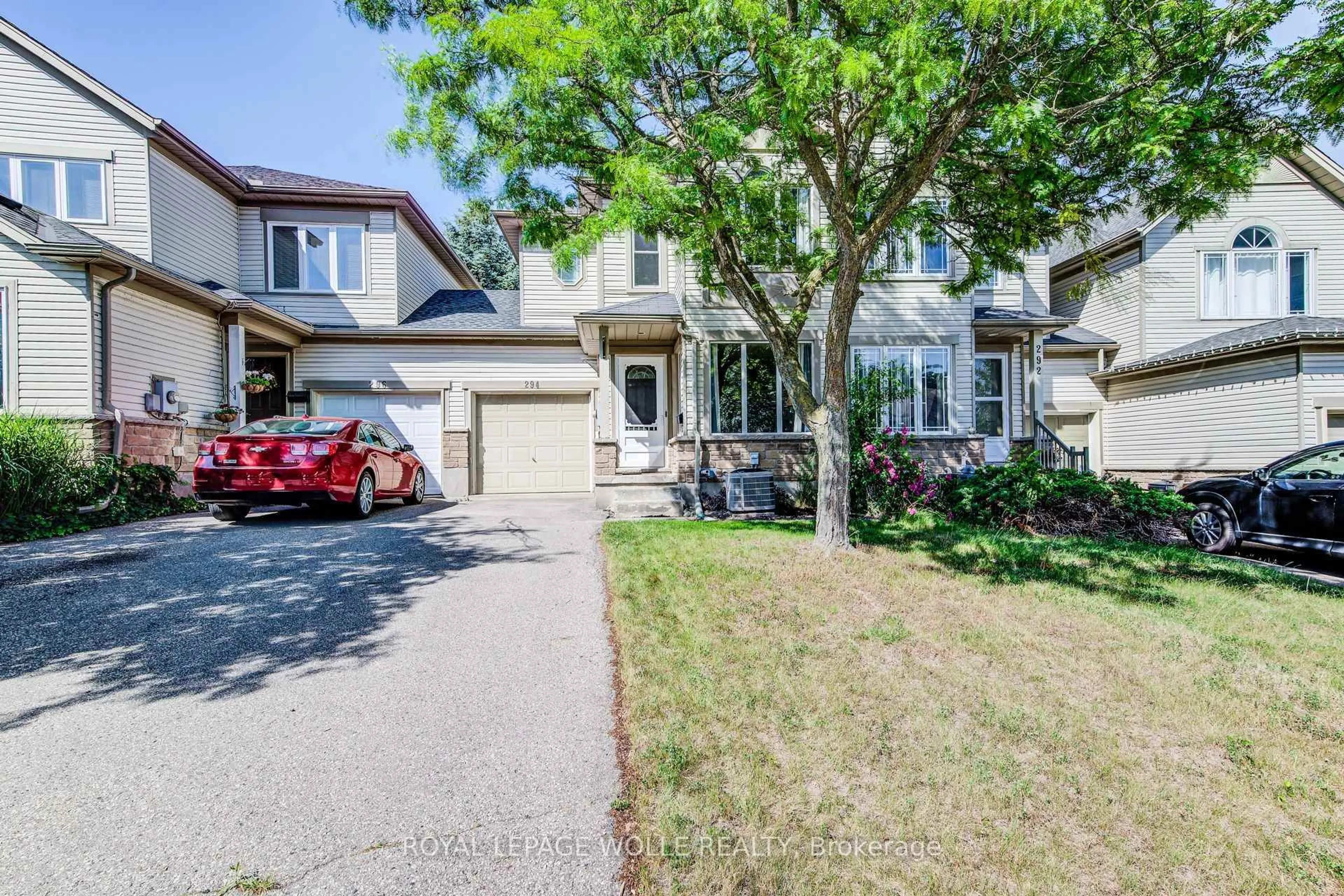 A pic from outside/outdoor area/front of a property/back of a property/a pic from drone, street for 294 Pastern Tr, Waterloo Ontario N2K 3Z3