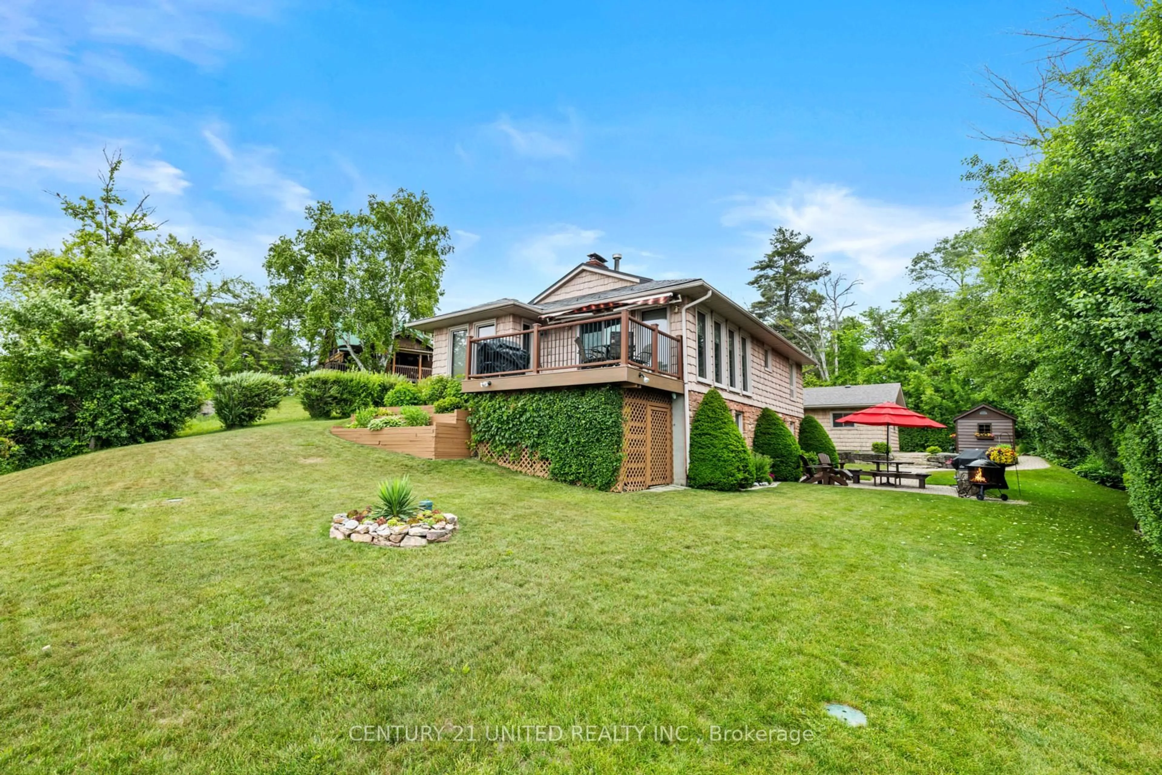 A pic from outside/outdoor area/front of a property/back of a property/a pic from drone, unknown for 210 Thompson Rd, Otonabee-South Monaghan Ontario K9J 6X8
