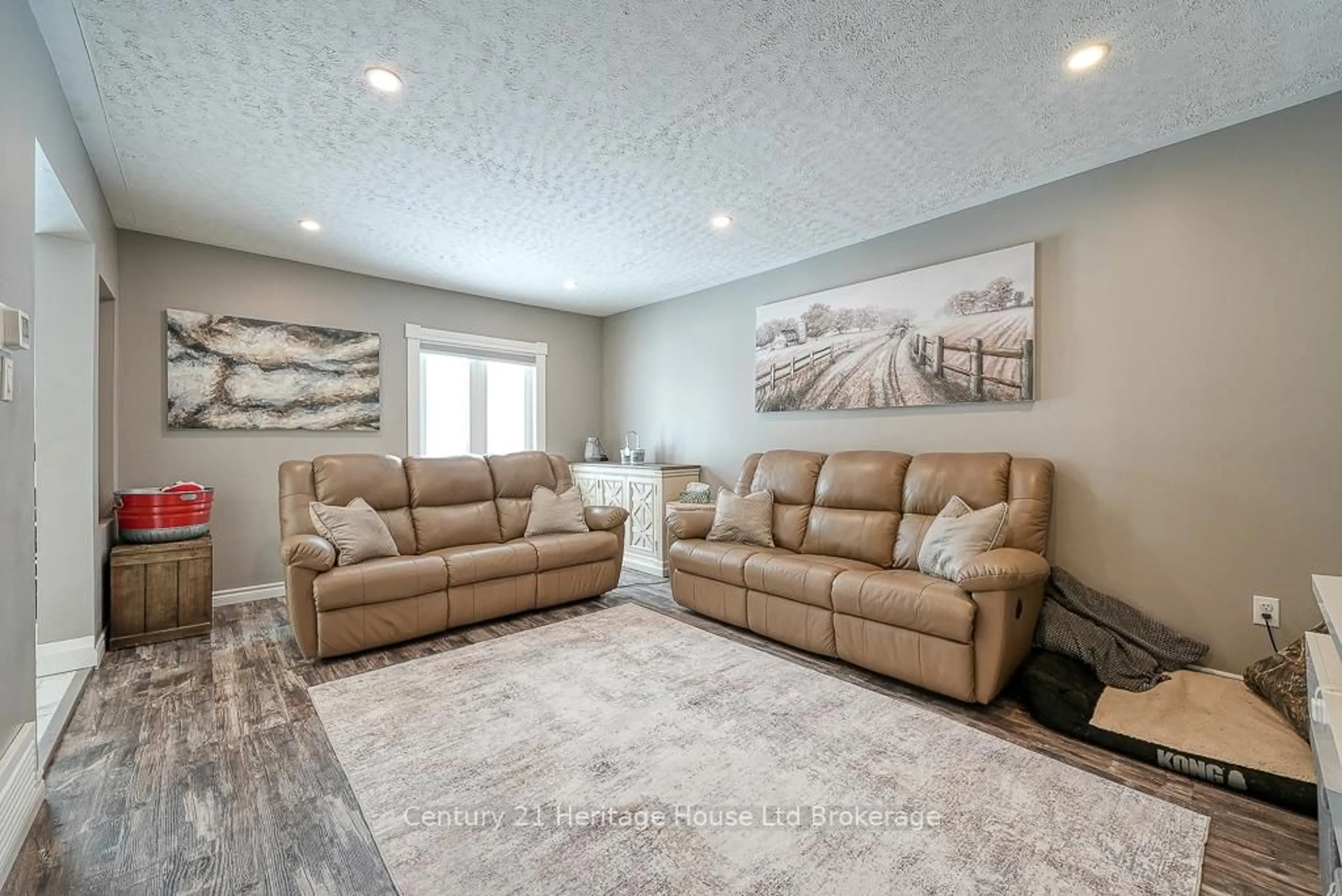 Living room with furniture, unknown for 163858 Brownsville Rd, South-West Oxford Ontario N0L 1C0