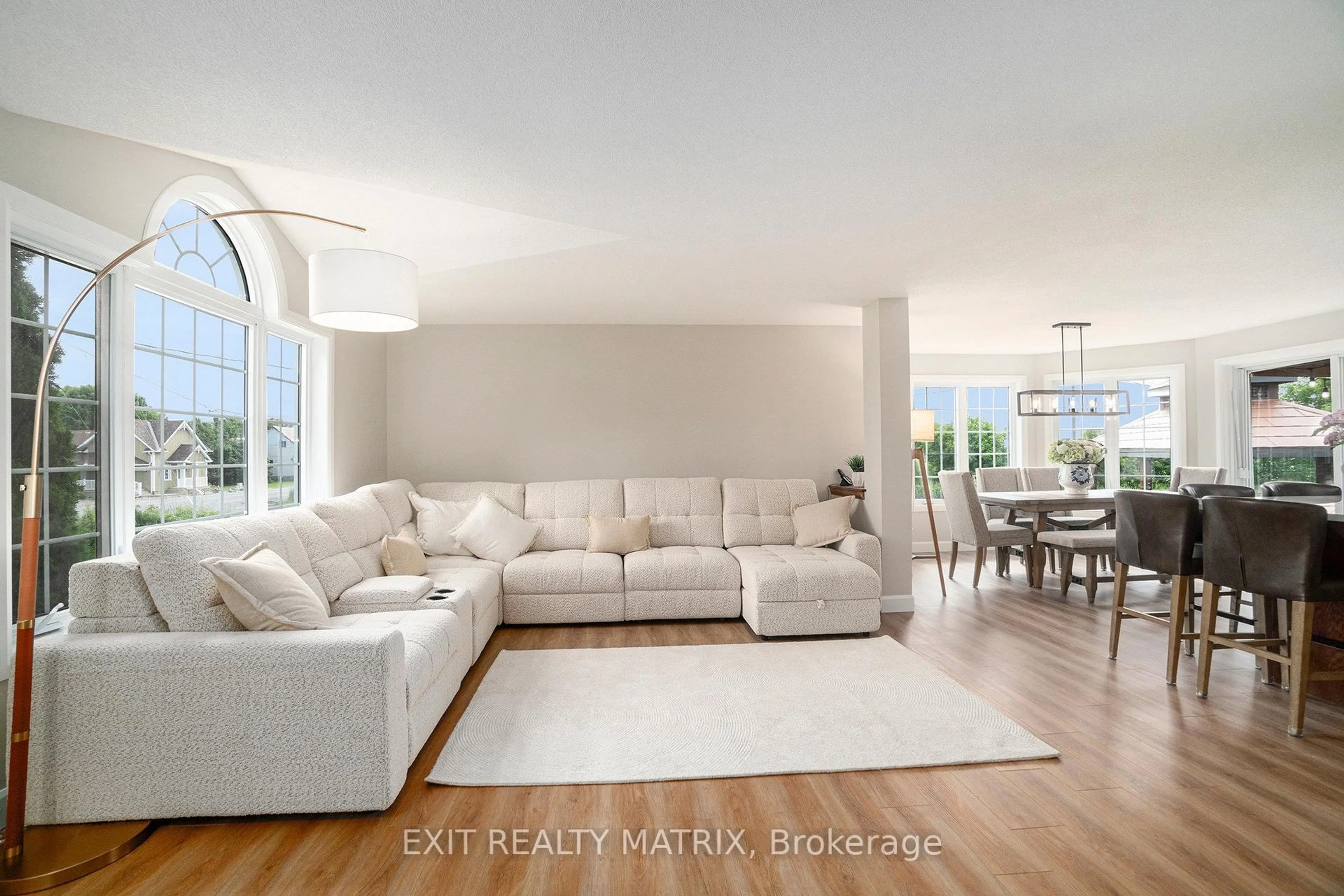Living room with furniture, unknown for 2713 County Road 3 Rd, The Nation Ontario K0C 2B0