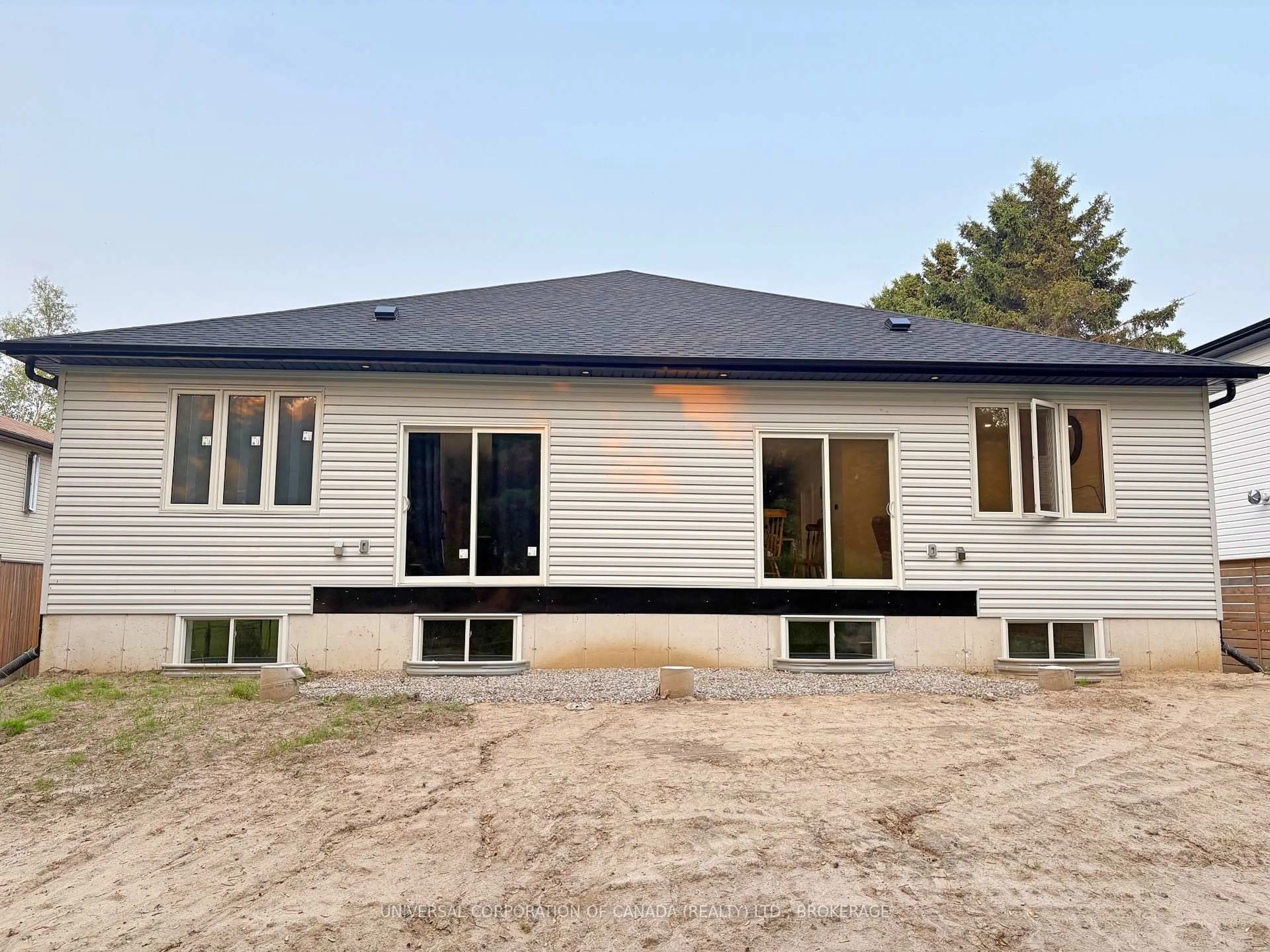 Home with vinyl exterior material, building for 47 Chatham St, Bayham Ontario N0J 1T0