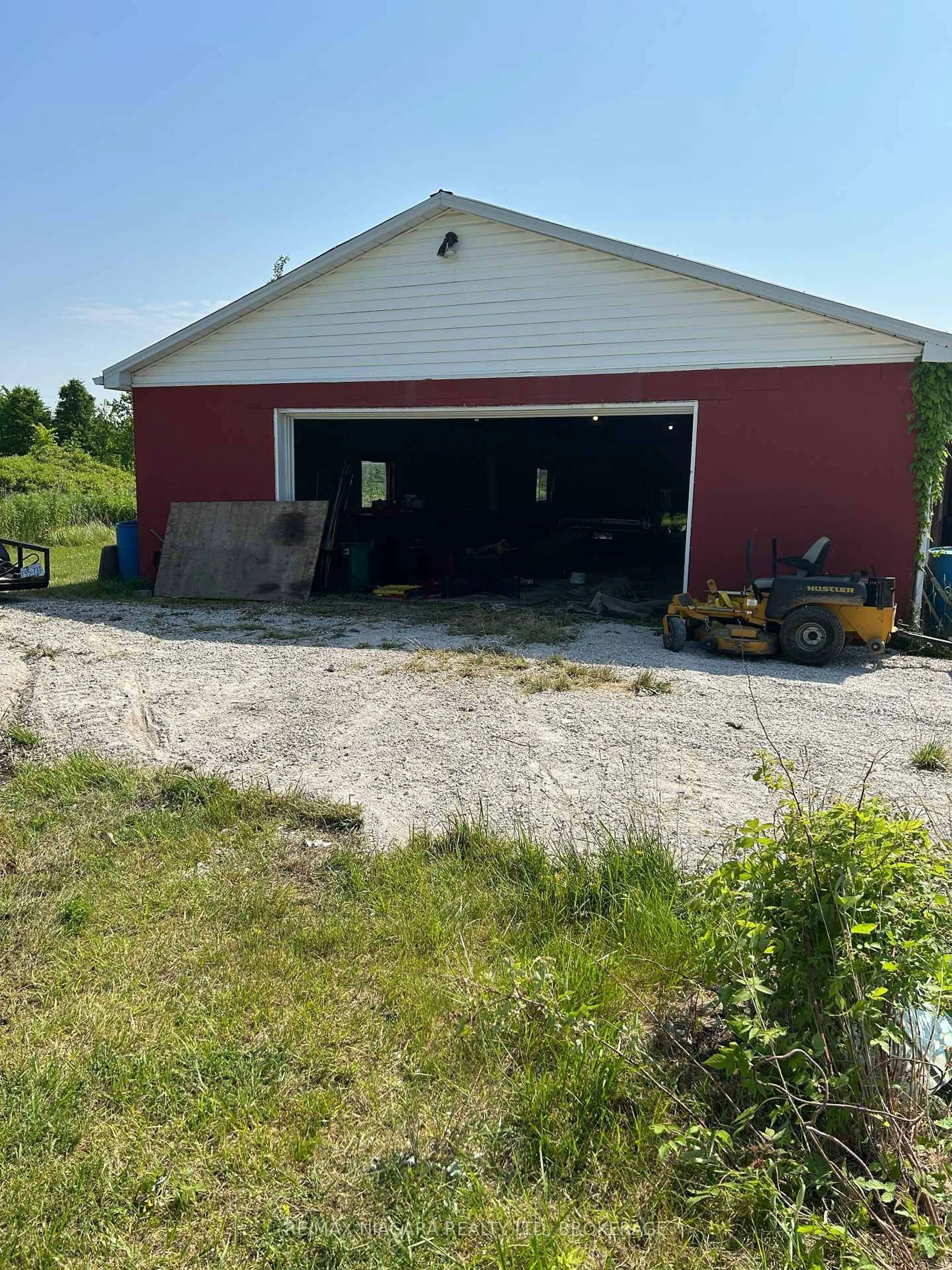 Shed for 3406 Sherk Rd, Niagara Falls Ontario L2E 6S6