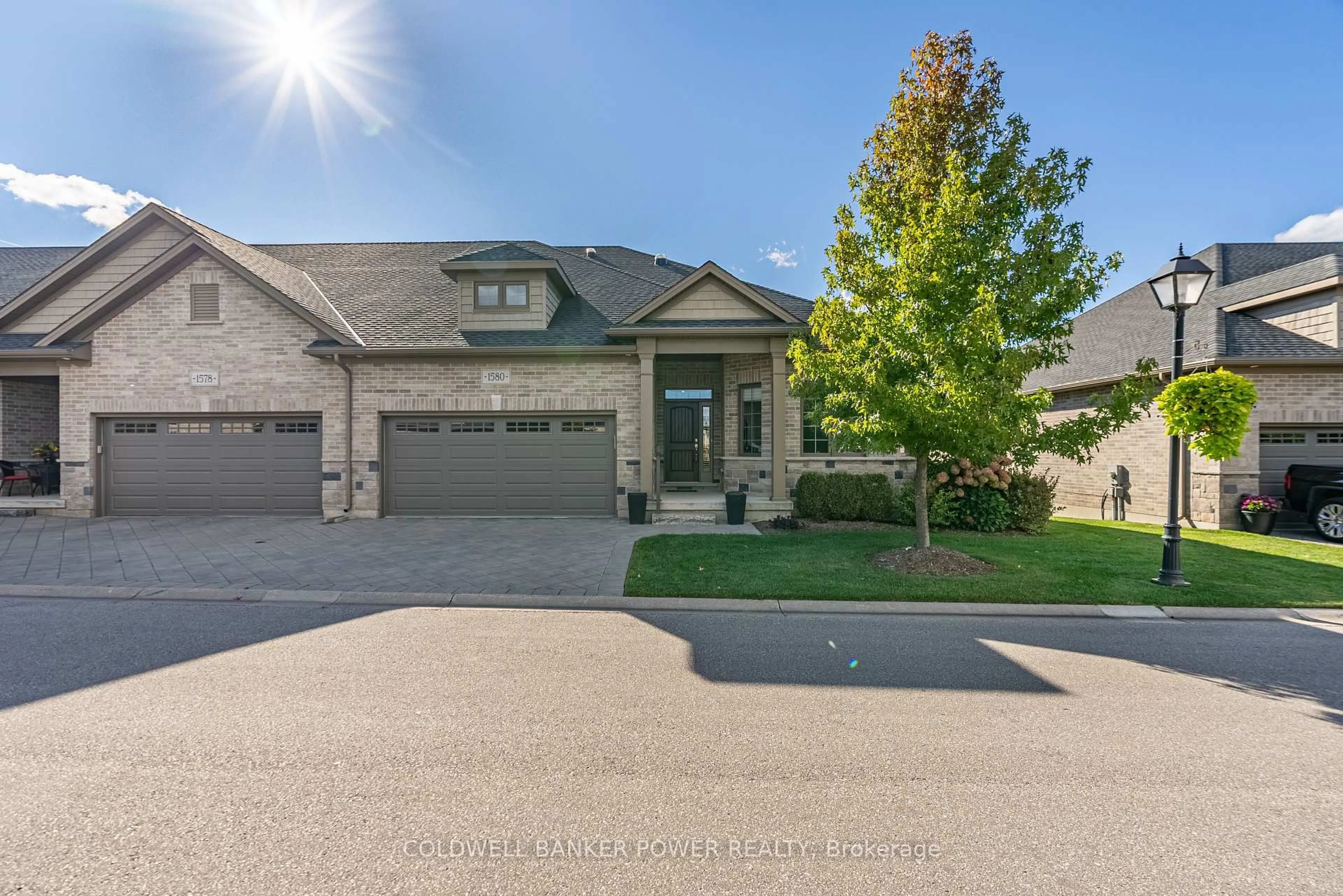 A pic from outside/outdoor area/front of a property/back of a property/a pic from drone, street for 1580 Moe Norman Pl, London South Ontario N6K 5R5